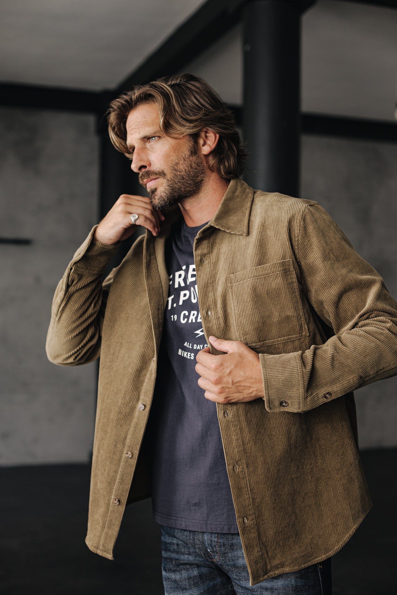 

Samthemd Herren Paolo Corduroy ivy green | Freeman T. Porter