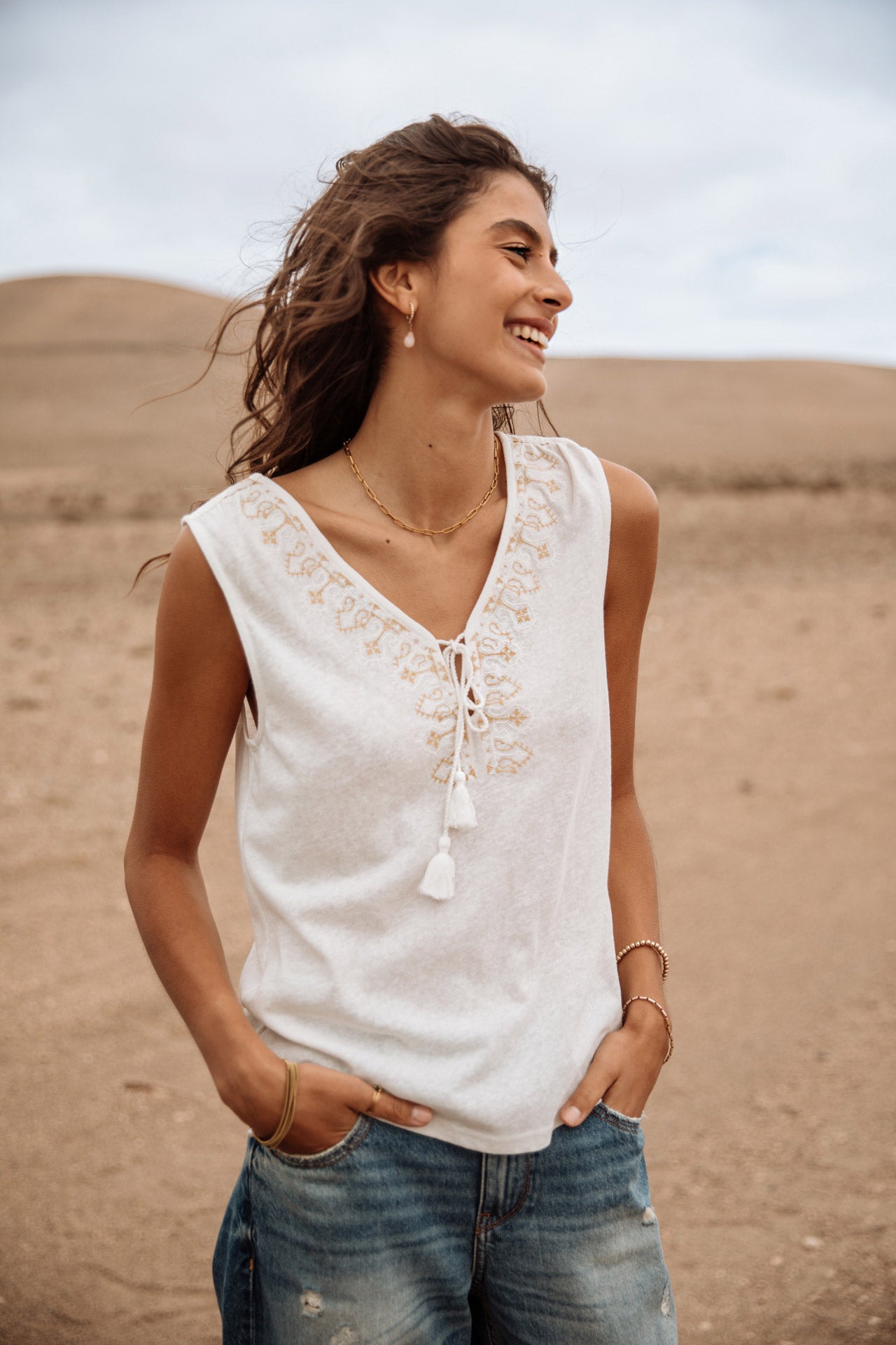 

T-shirt sans manche Woman Tissina Ethnica white | Freeman T. Porter