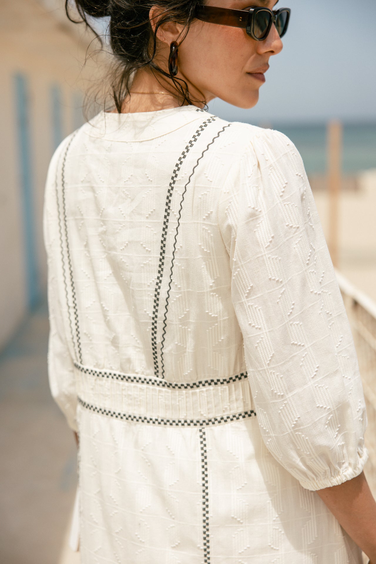 

Robe col V Femme Revana Plain Color ecru | Freeman T. Porter