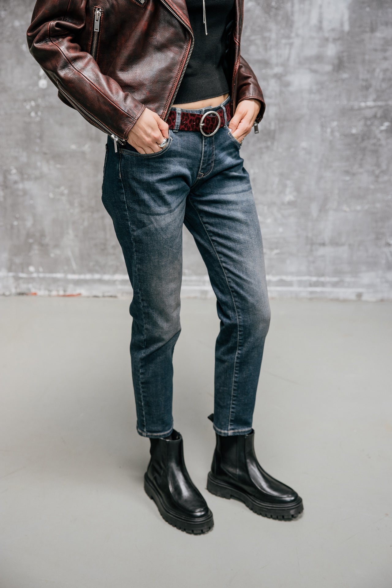 

Ceinture en cuir Femme Angelisa Leo ruby | Freeman T. Porter