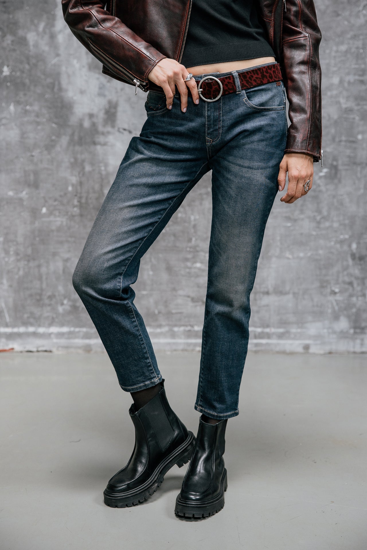 

Ceinture en cuir Femme Angelisa Leo ruby | Freeman T. Porter