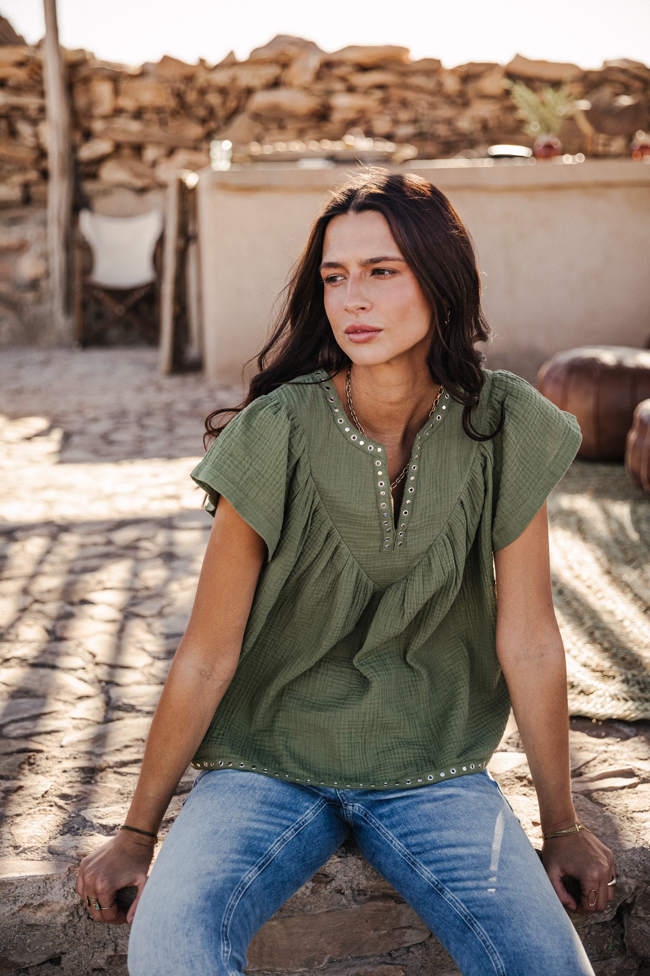 

Top ample détails clous Femme Tillie Plain Color olivine | Freeman T. Porter