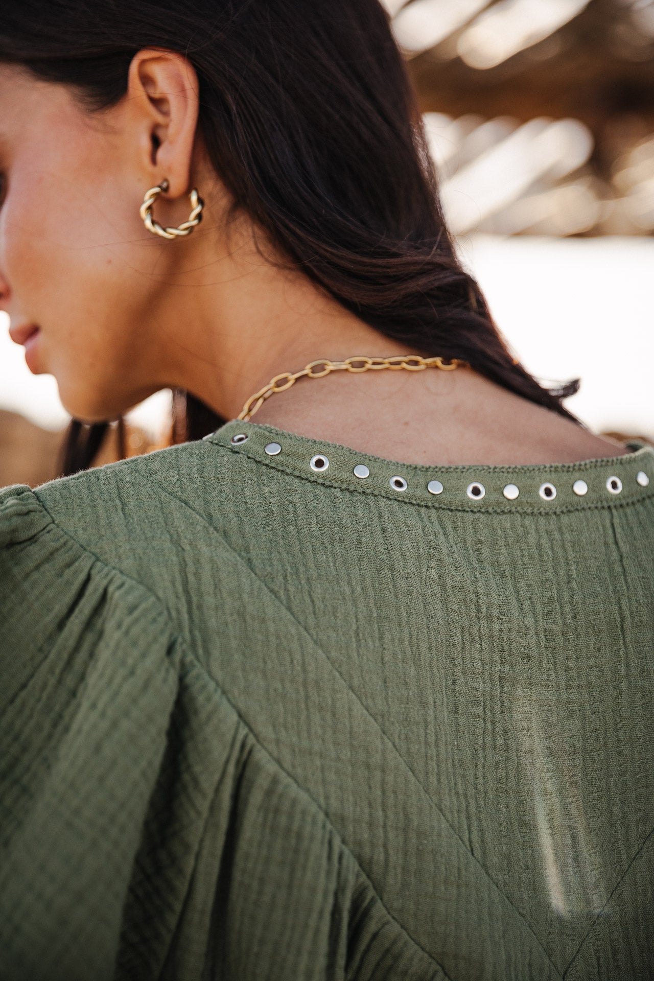 

Top ample détails clous Femme Tillie Plain Color olivine | Freeman T. Porter