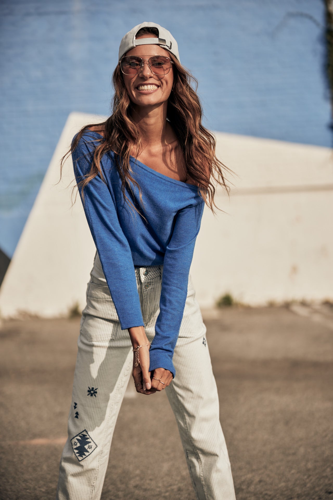   
            

Boot-Ausschnitt-Pullover Damen Persia princess blue | Freeman T. Porter
          