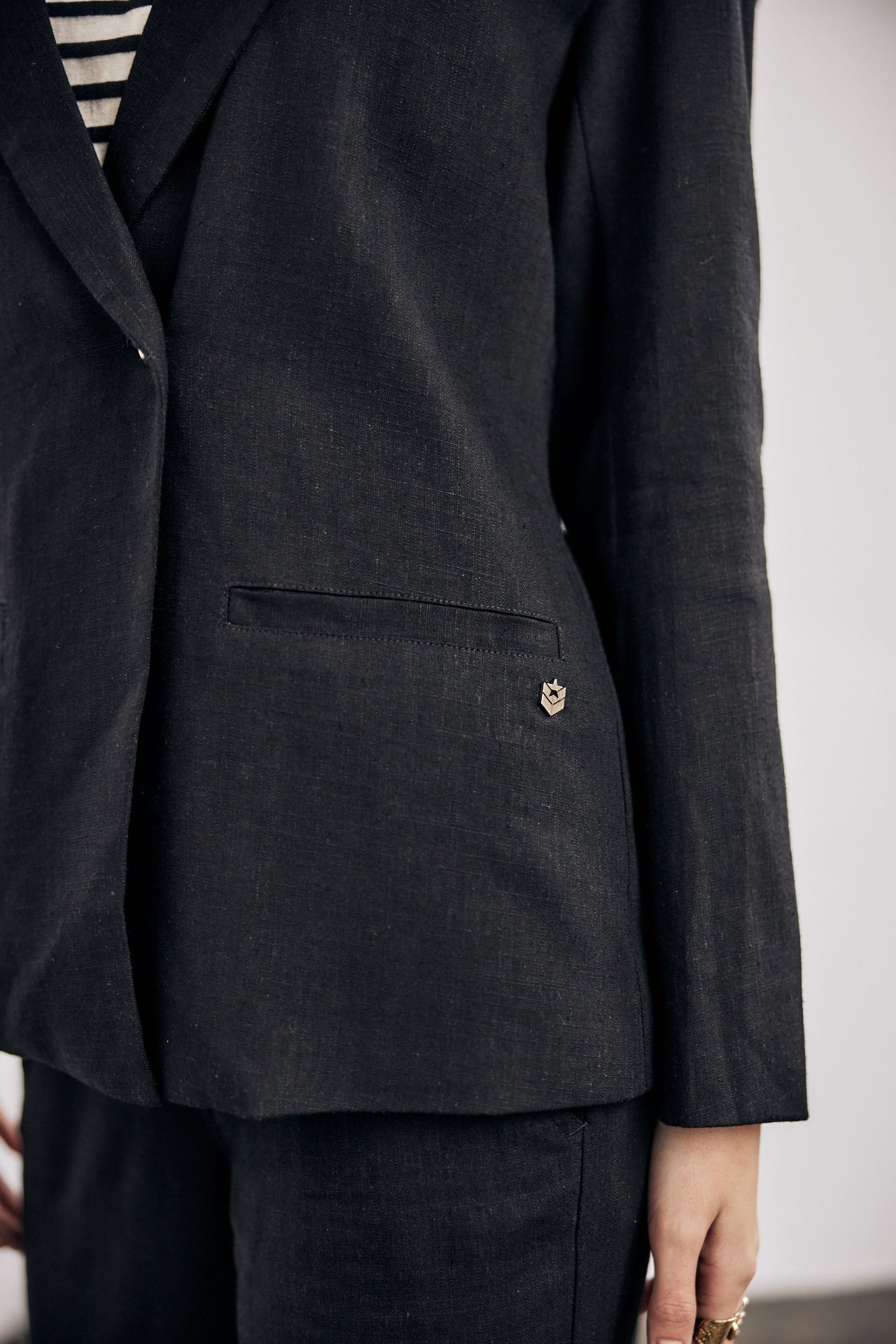 

Blazer droit en lin Femme Bernie black | Freeman T. Porter