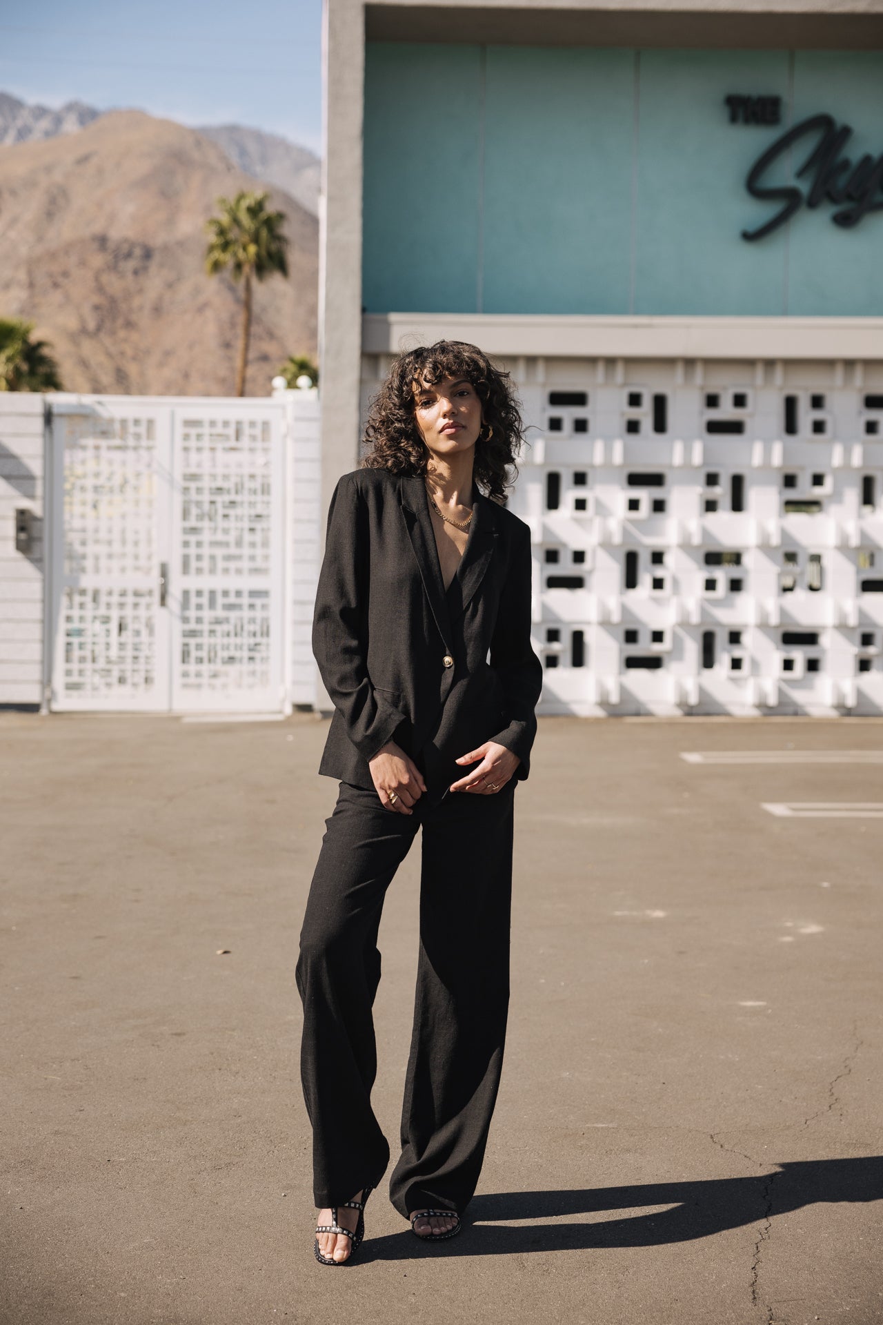 

Straight linen blazer Woman Bernie black | Freeman T. Porter