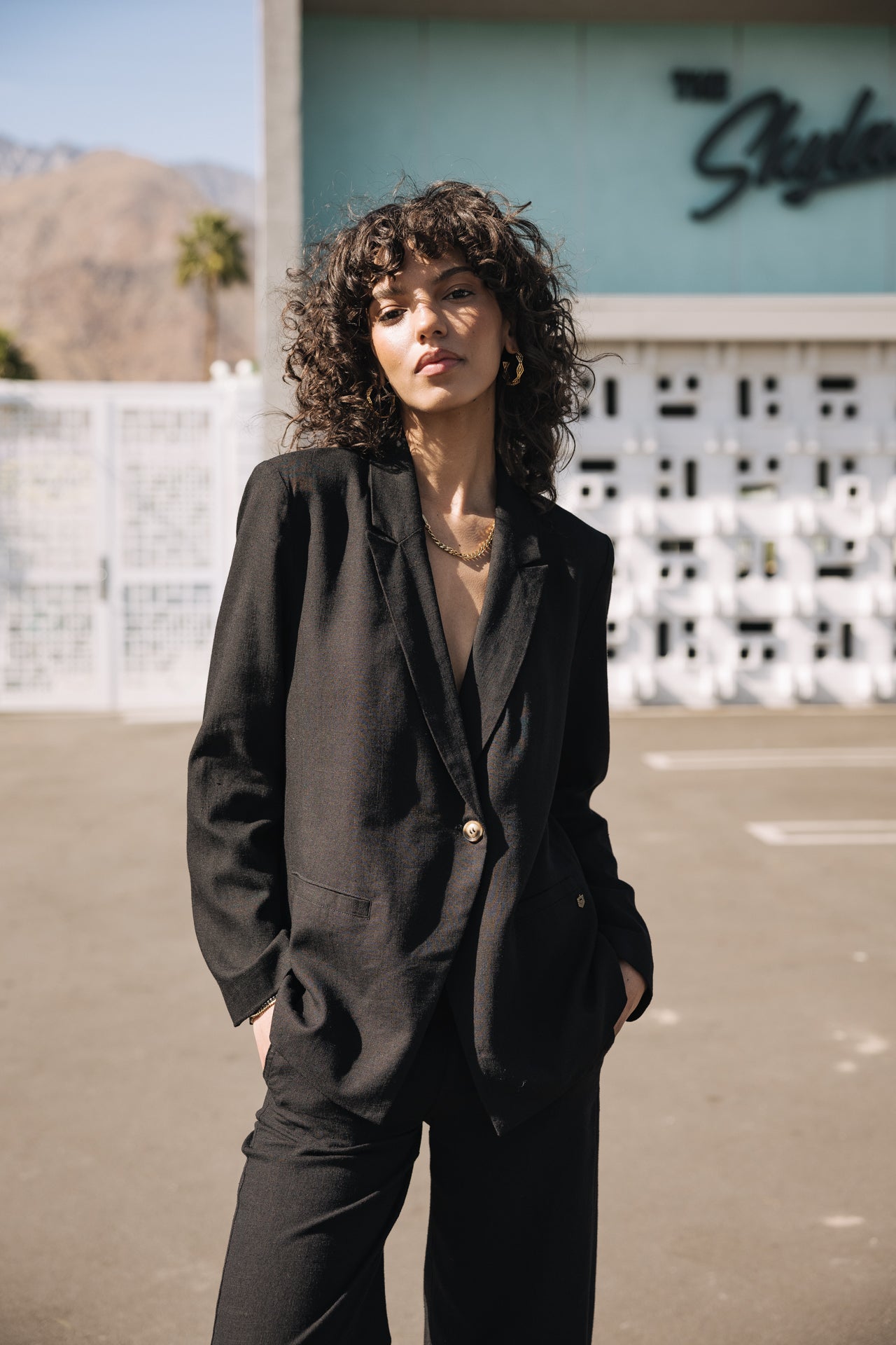 

Straight linen blazer Woman Bernie black | Freeman T. Porter