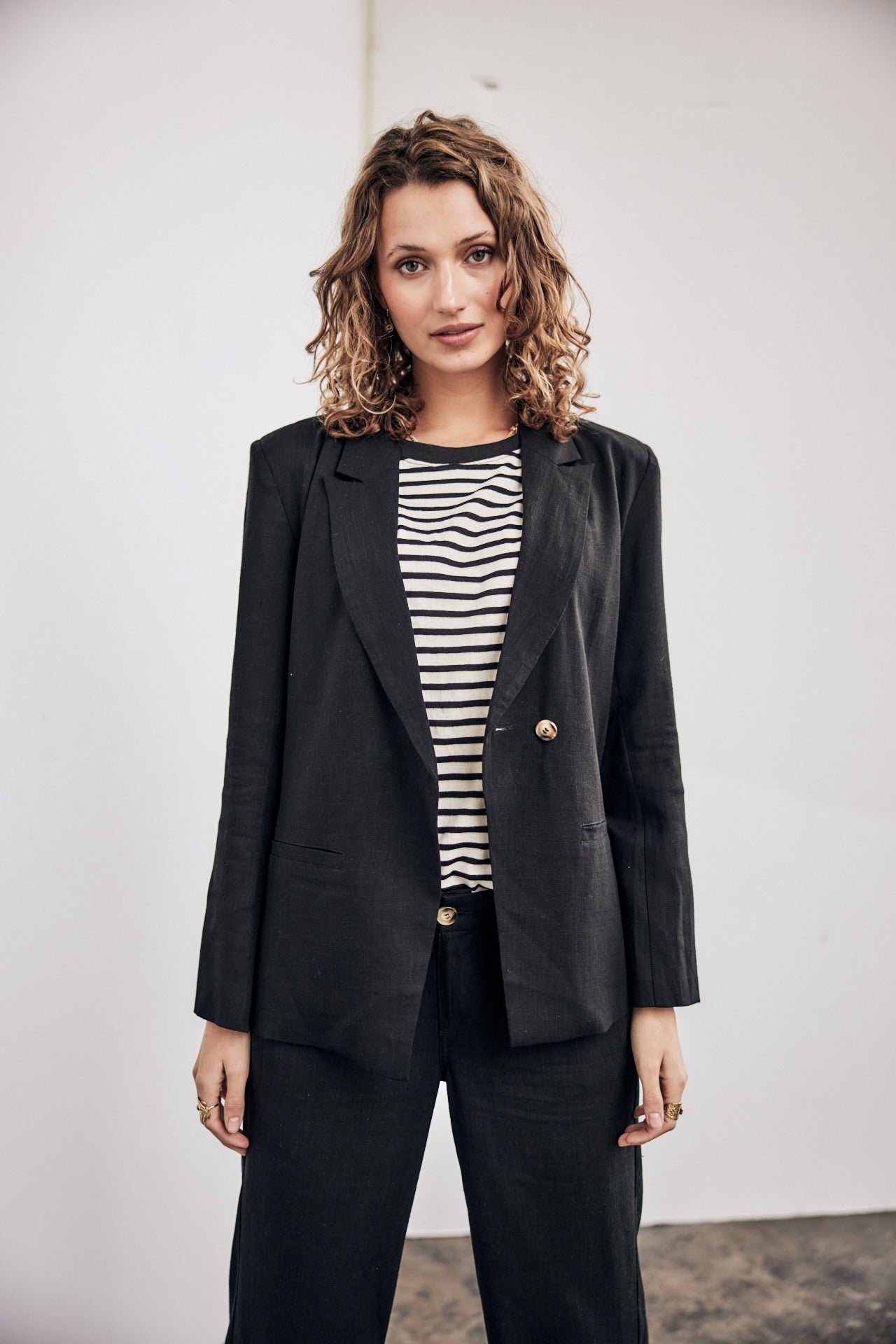 

Blazer droit en lin Femme Bernie black | Freeman T. Porter