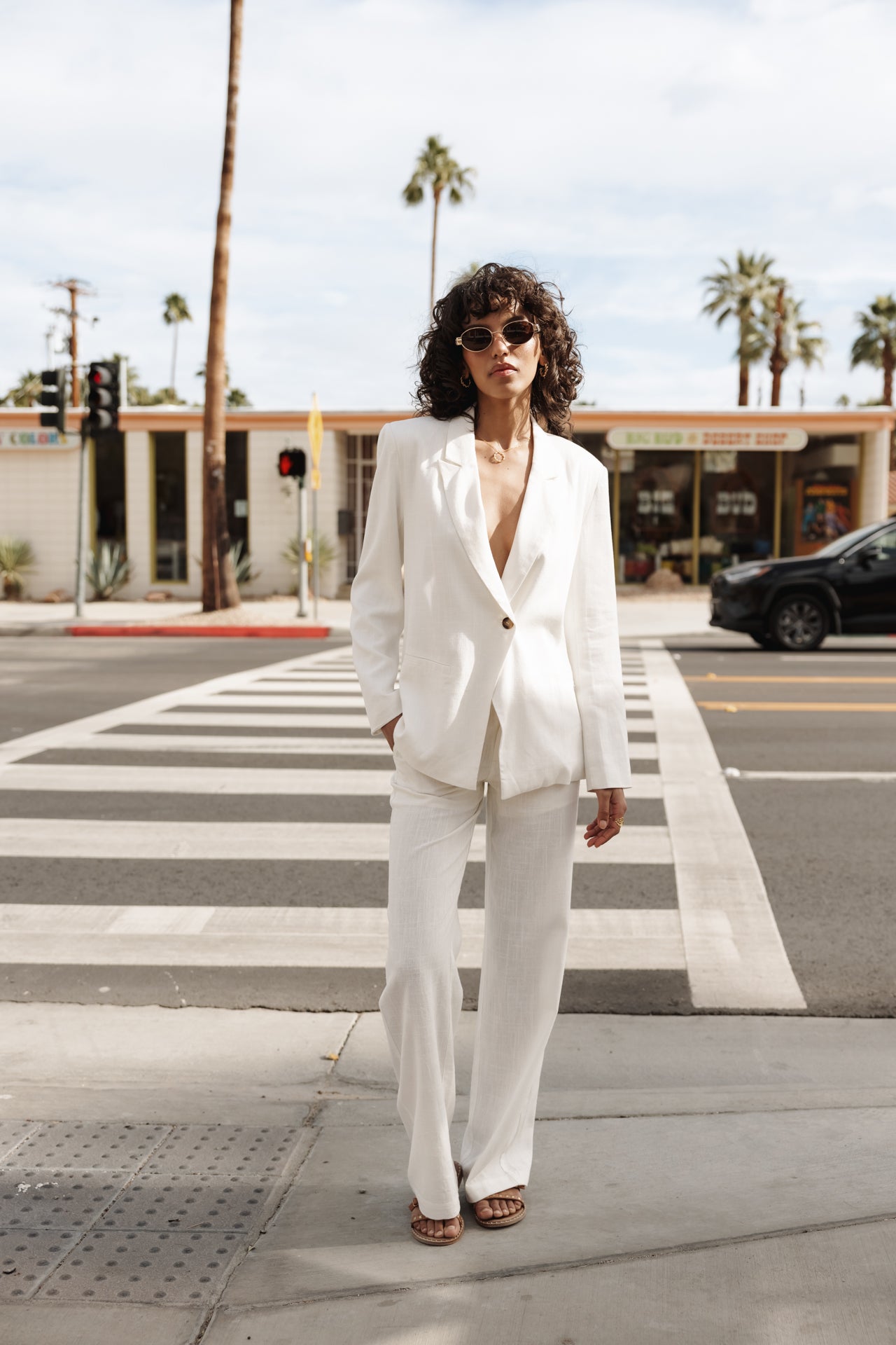 
              

Straight linen blazer Woman Bernie bright white | Freeman T. Porter
            