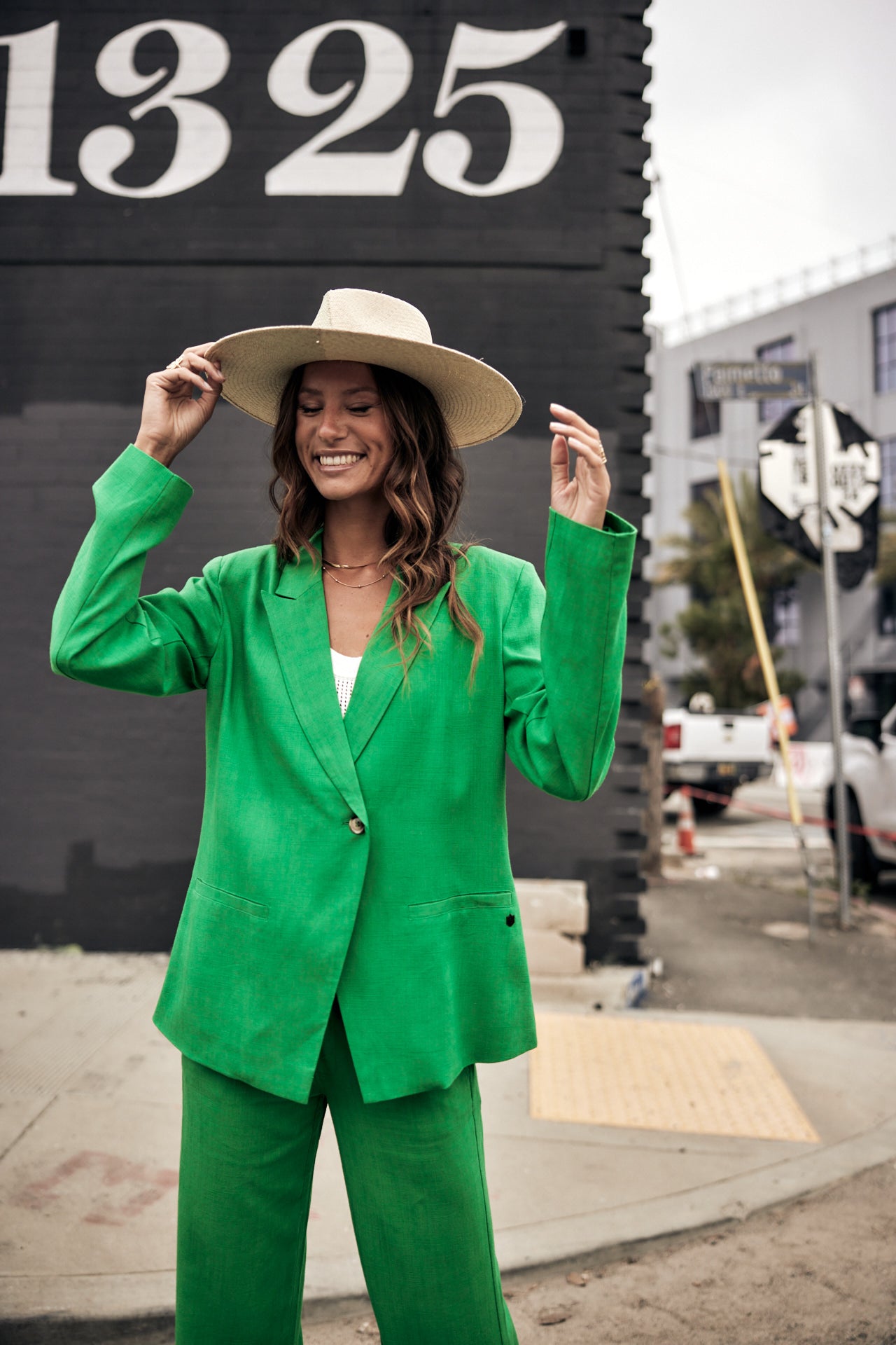

Straight linen blazer Women Bernie Plain Linen jolly green | Freeman T. Porter
