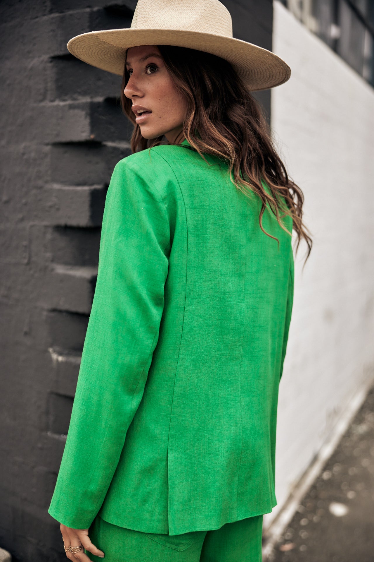 

Straight linen blazer Women Bernie Plain Linen jolly green | Freeman T. Porter