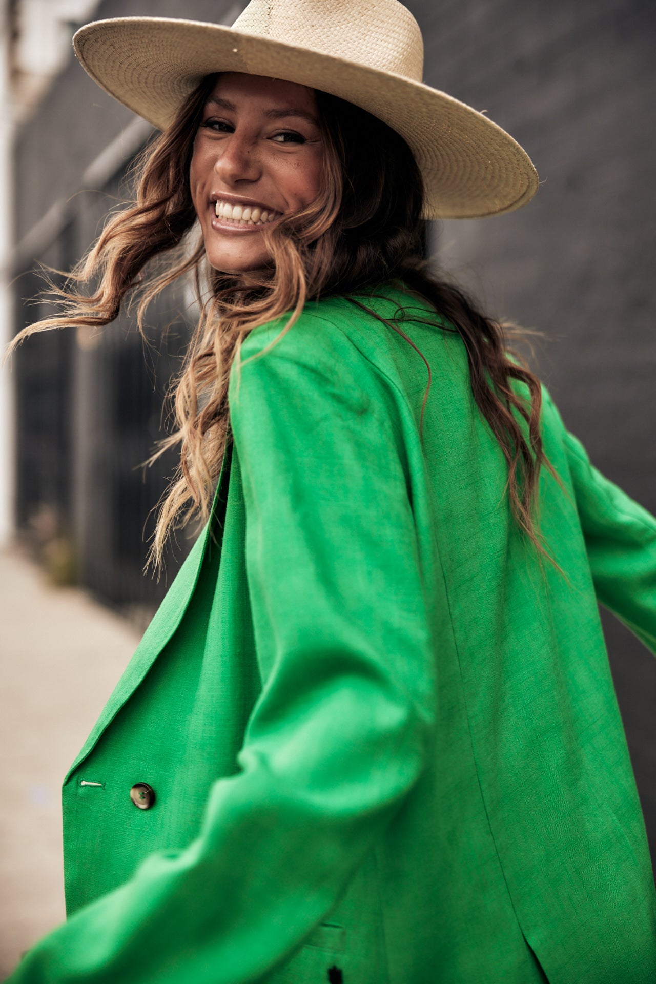 

Straight linen blazer Women Bernie Plain Linen jolly green | Freeman T. Porter
