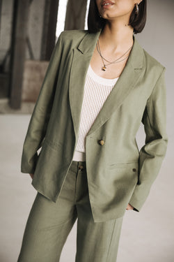 

Blazer droit en lin Femme Bernie Plain Linen deep lichen green | Freeman T. Porter