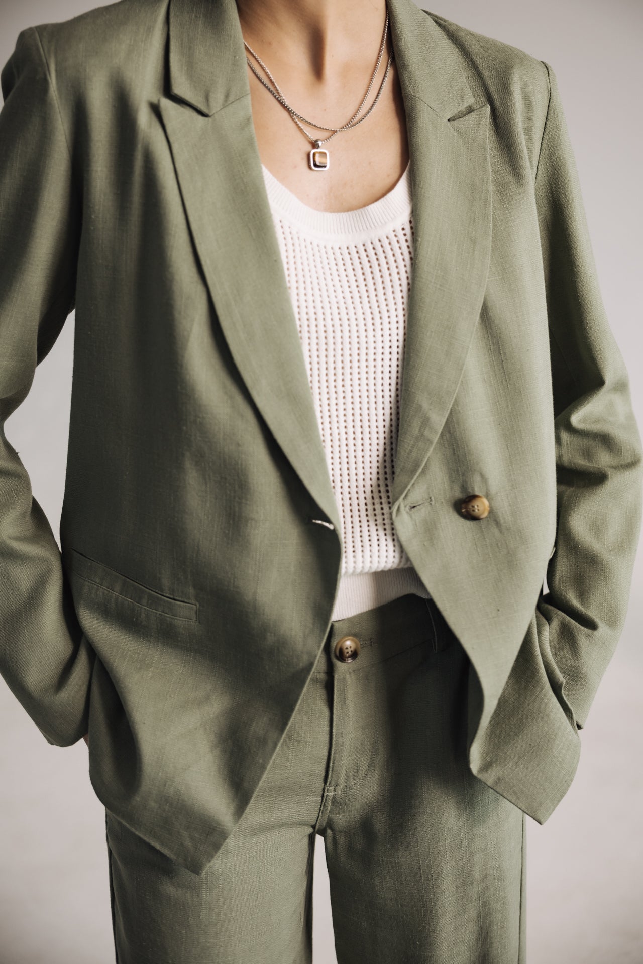 

Blazer droit en lin Femme Bernie deep lichen green | Freeman T. Porter