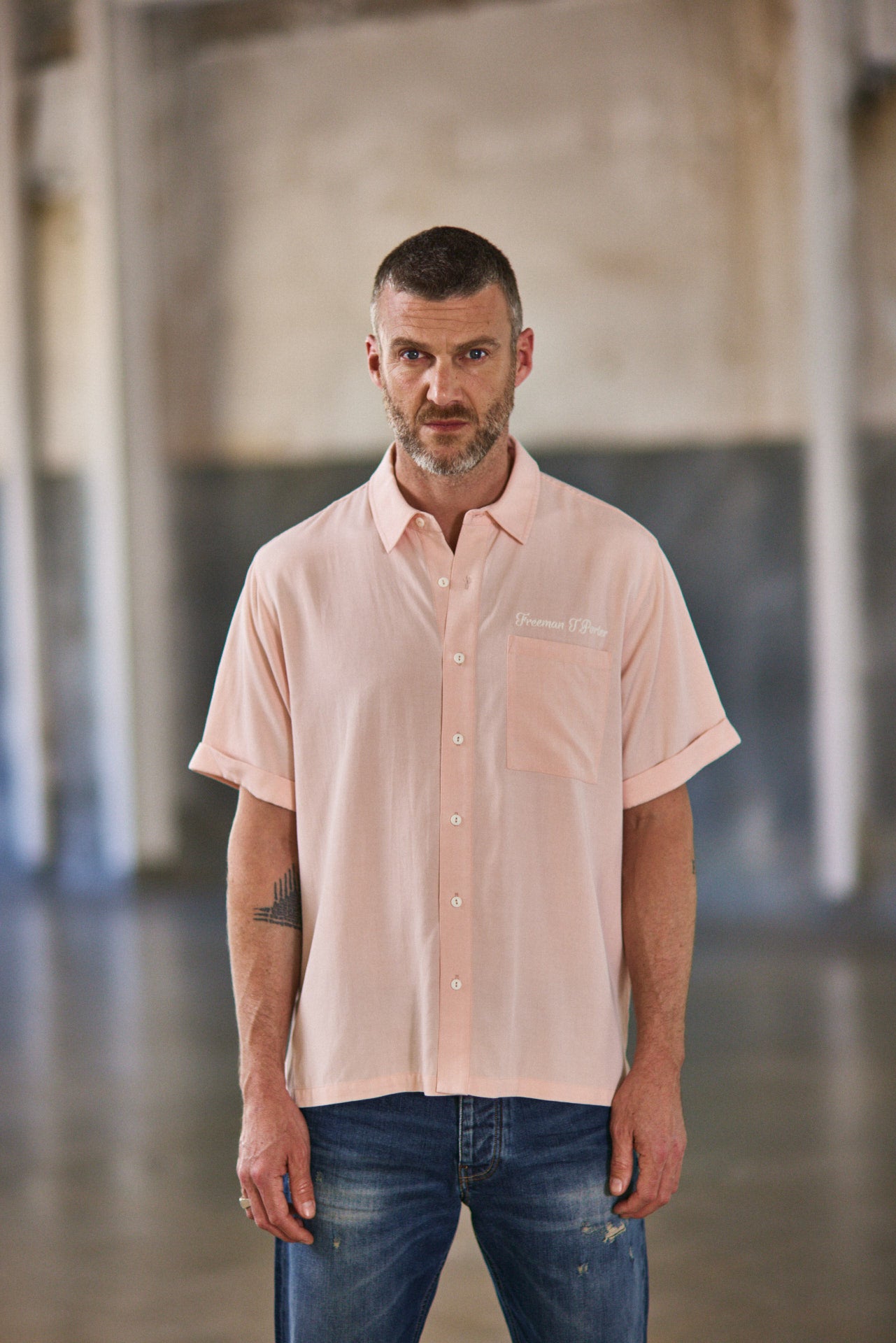 
              

Chemise brodée Homme Marco Miami light pink | Freeman T. Porter
            