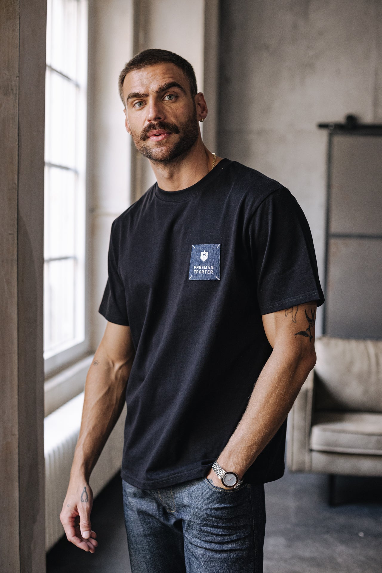 

T-shirt Homme Chuck Patch black | Freeman T. Porter