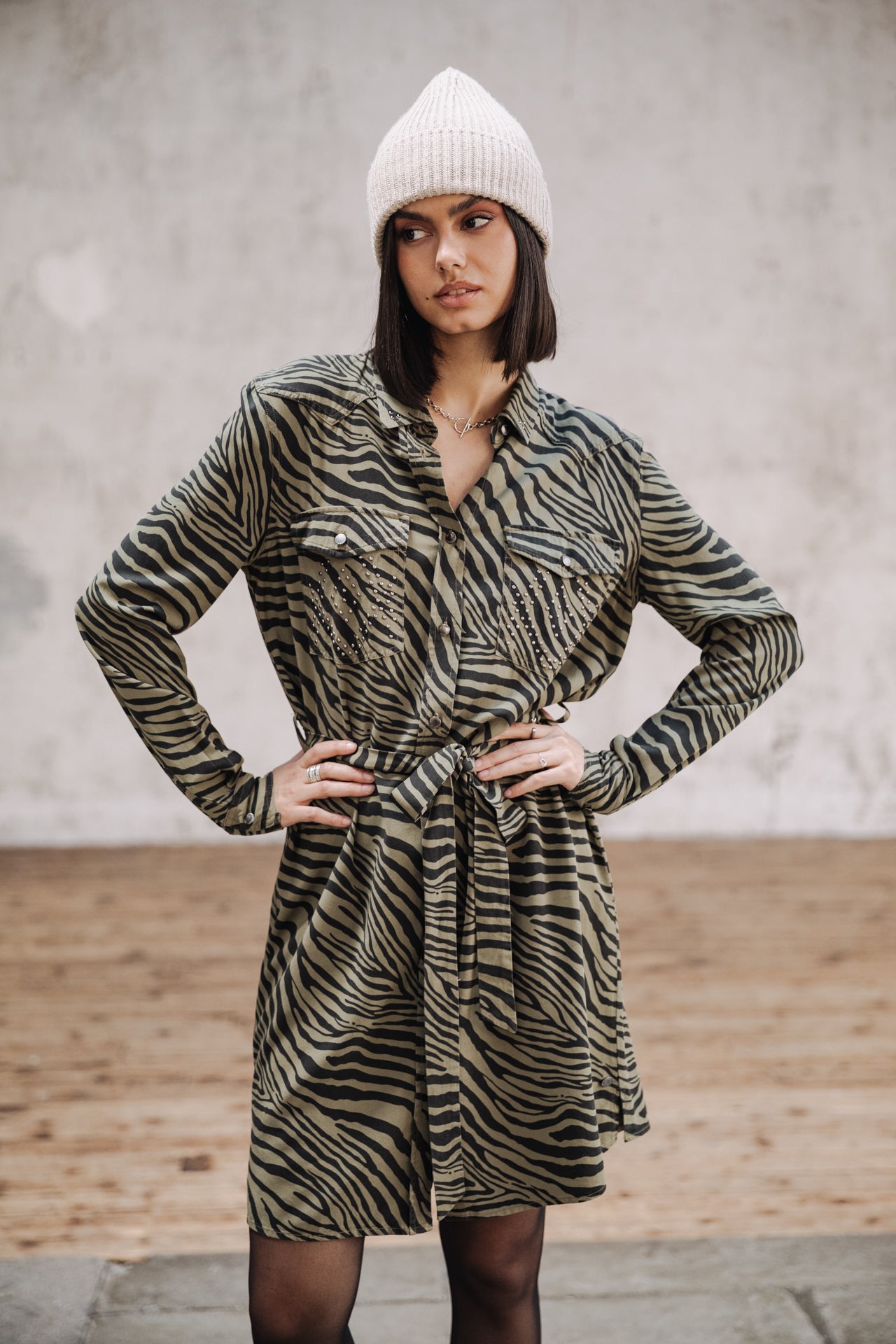 

Robe chemise Frau Ravissa Svanna dusty olive | Freeman T. Porter