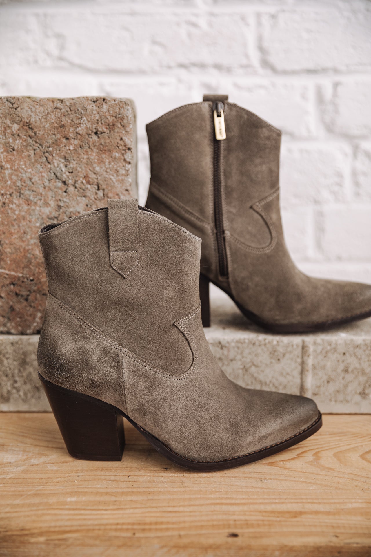 

Boots Woman Luana Suede caribou | Freeman T. Porter