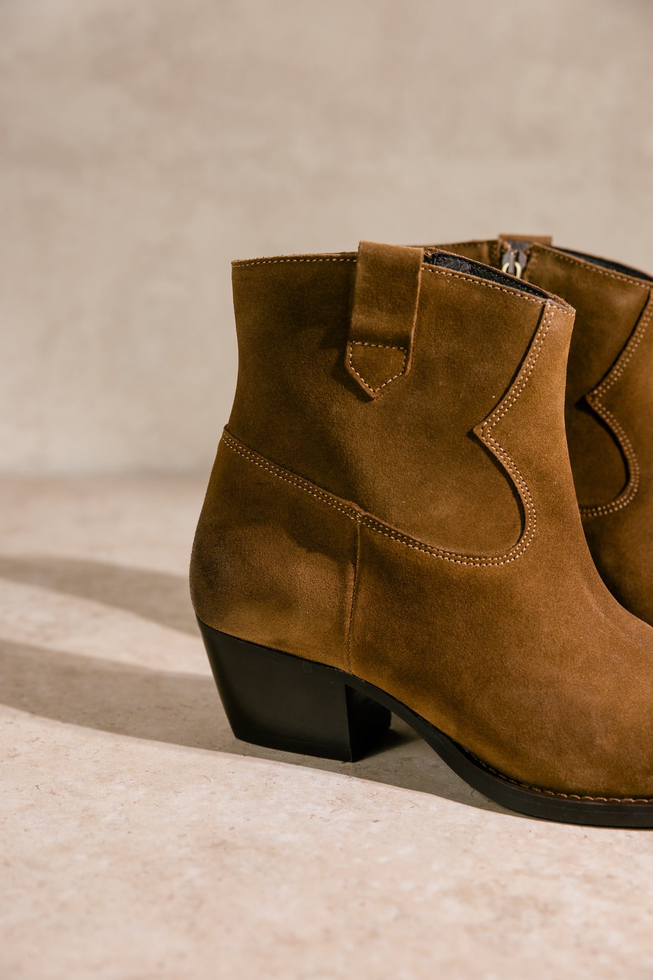 

Ankle boots Women Sixtin Suede tobacco brown | Freeman T. Porter