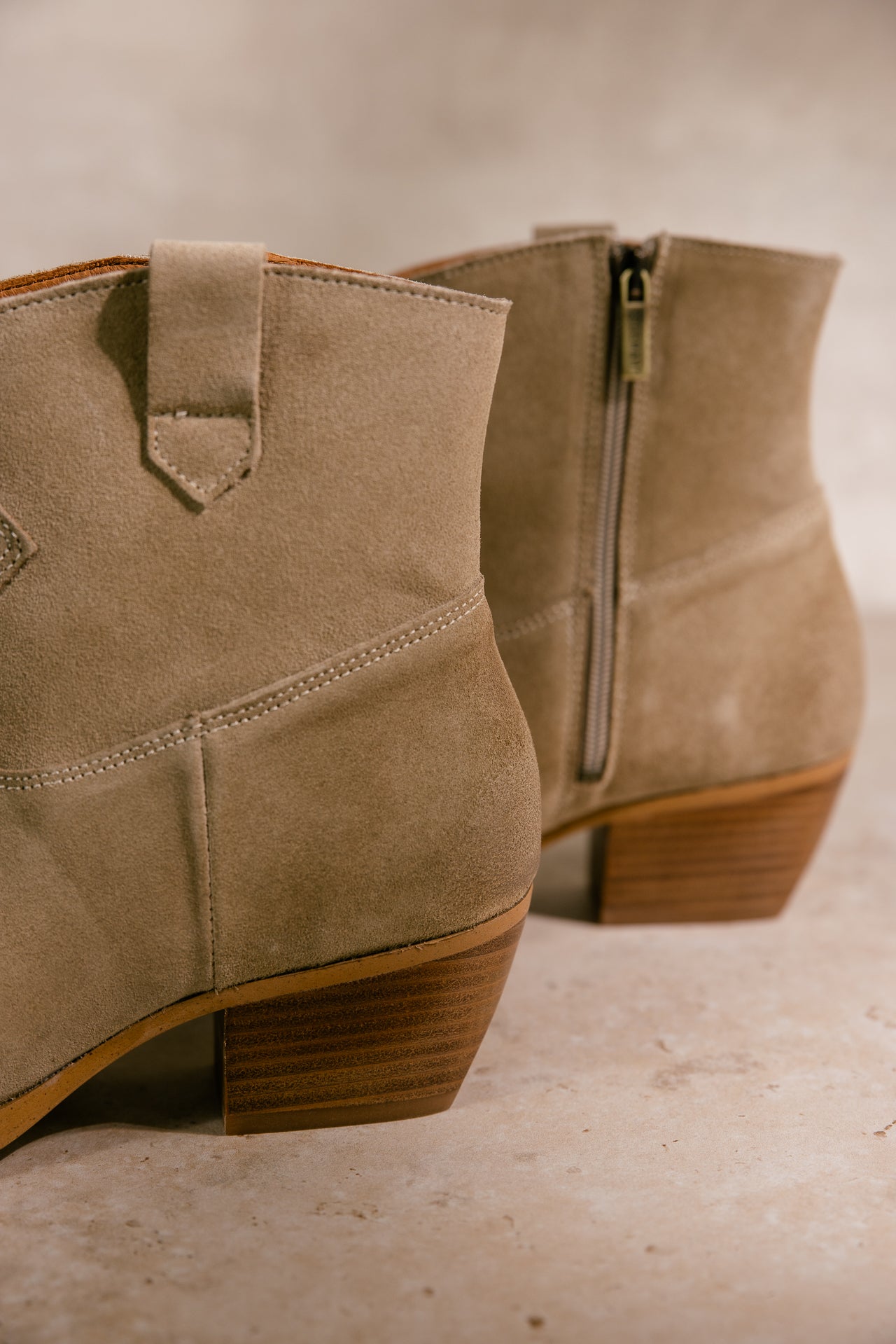 
              

Bottines Femme Sixtin Suede rock | Freeman T. Porter
            