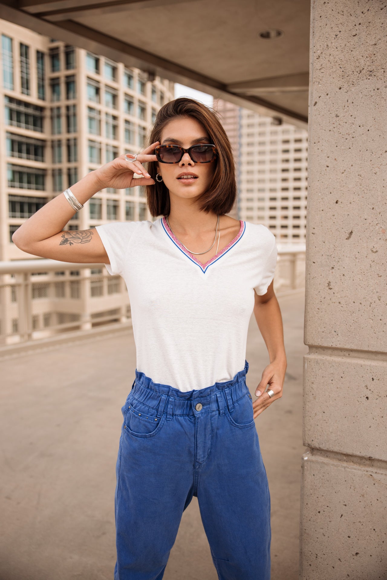   
            

T-shirt col V Femme Tonia Linen white | Freeman T. Porter
          