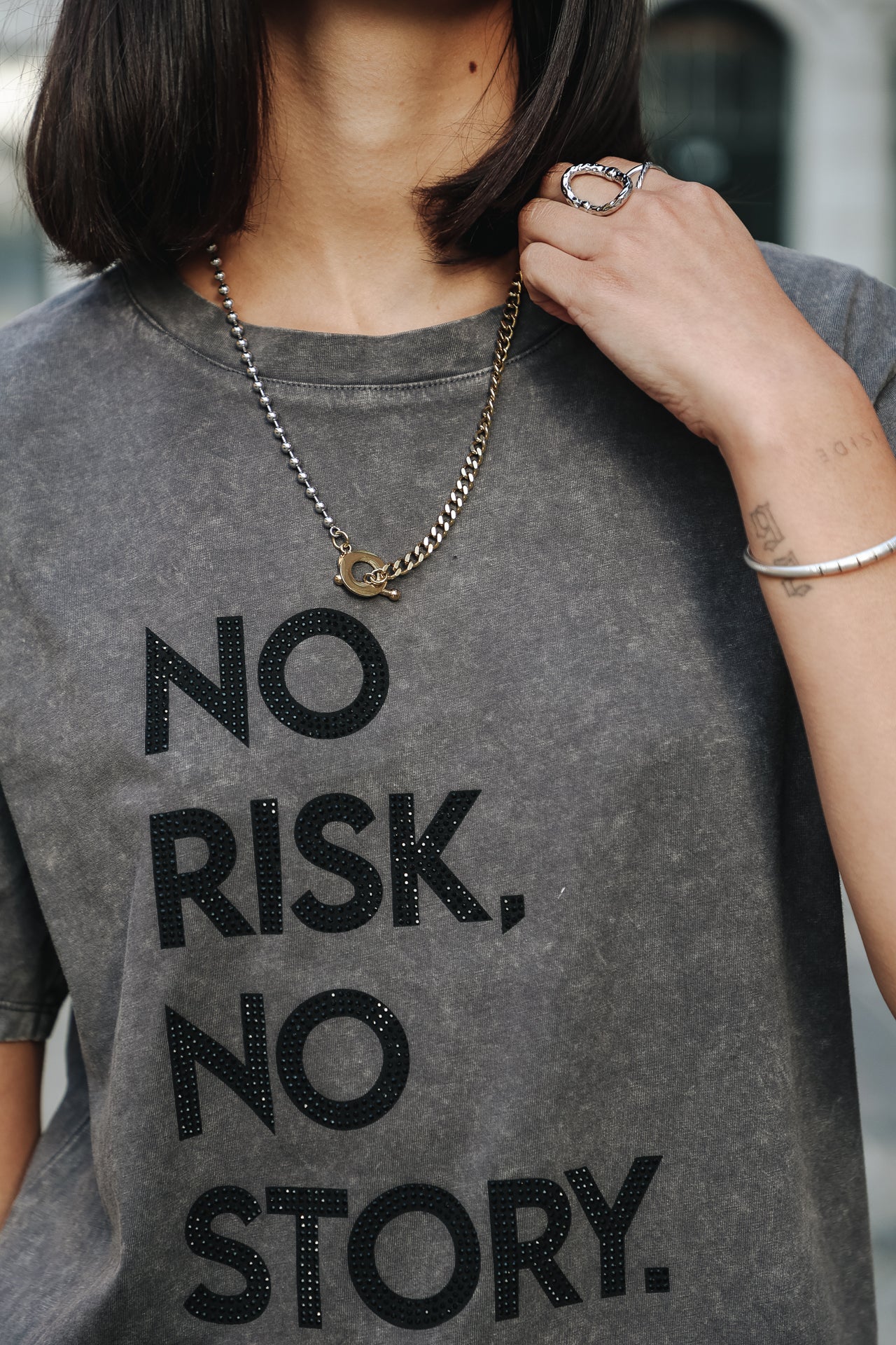 

T-Shirt manches courtes Frau Suria Message thunderstorm | Freeman T. Porter