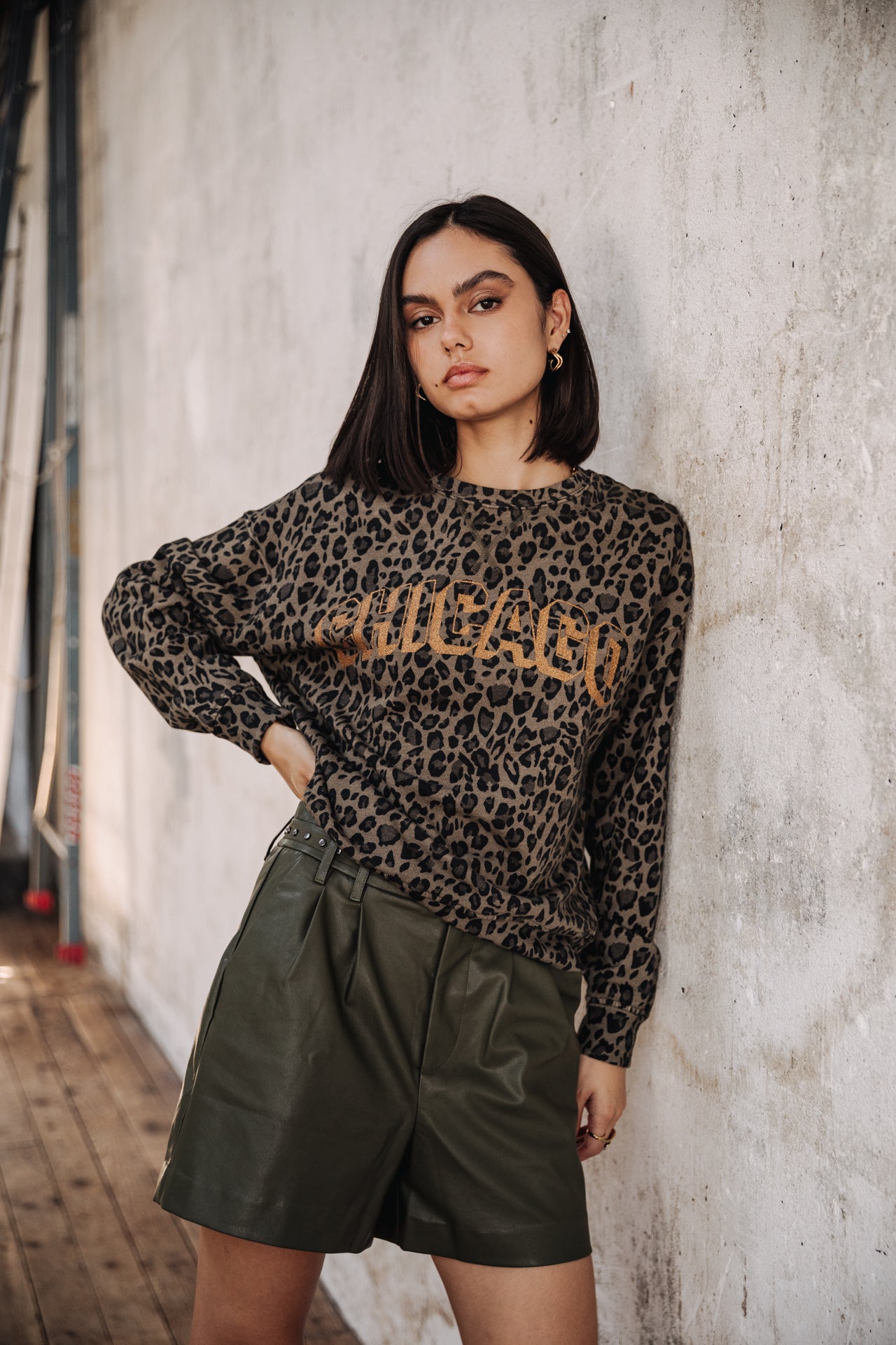 

Sweat col rond Femme Solene Leo Chicago khaki | Freeman T. Porter