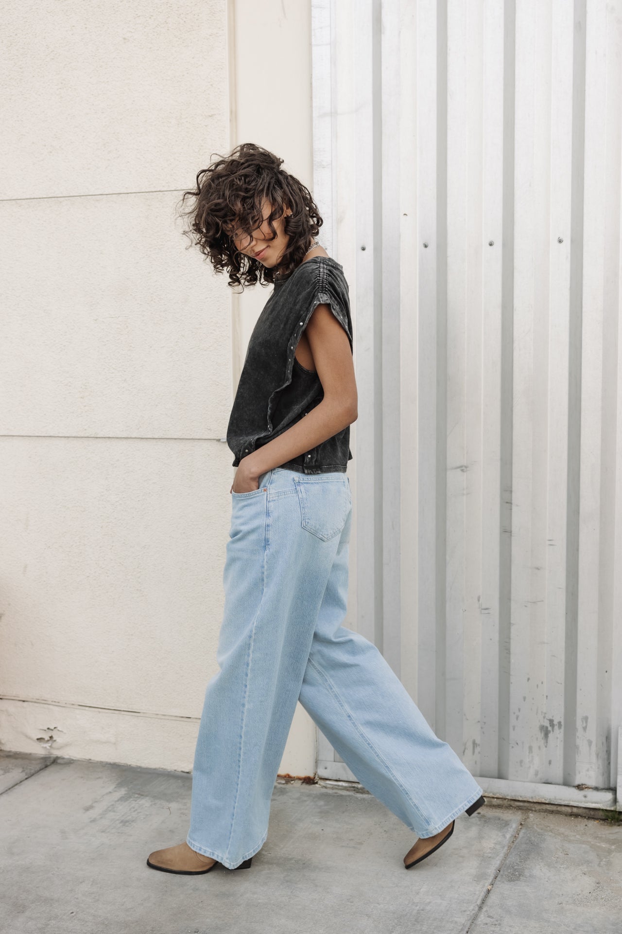 

Camiseta con tachuelas Mujer Trenny Studs old black | Freeman T. Porter