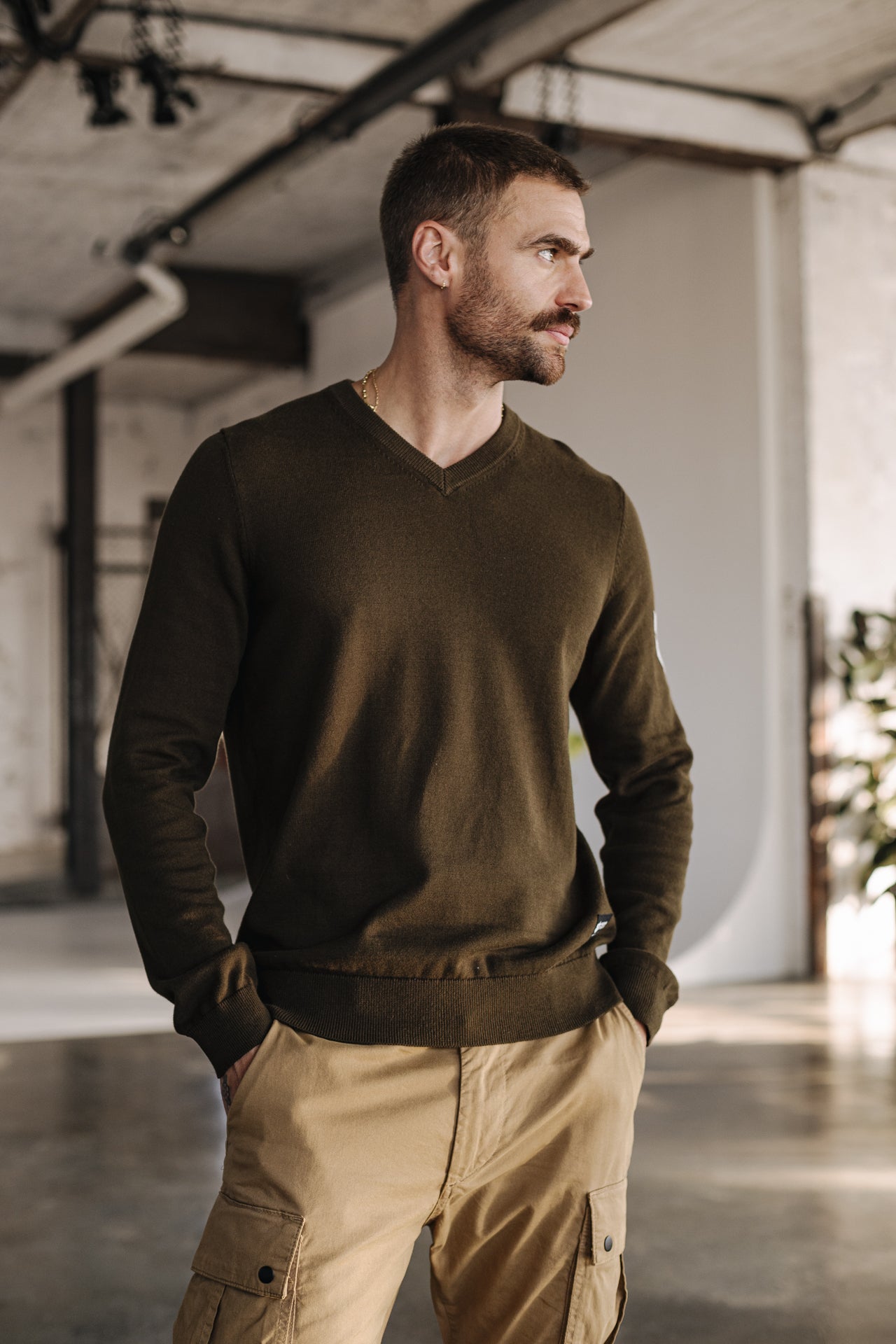 

V-neck sweater Men Edgar Conwy olive night | Freeman T. Porter