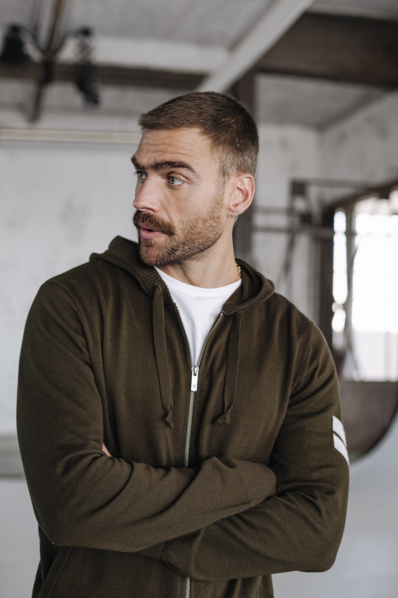   
            

Zip-up hoodie cardigan Men Lyam Conwy olive night | Freeman T. Porter
          