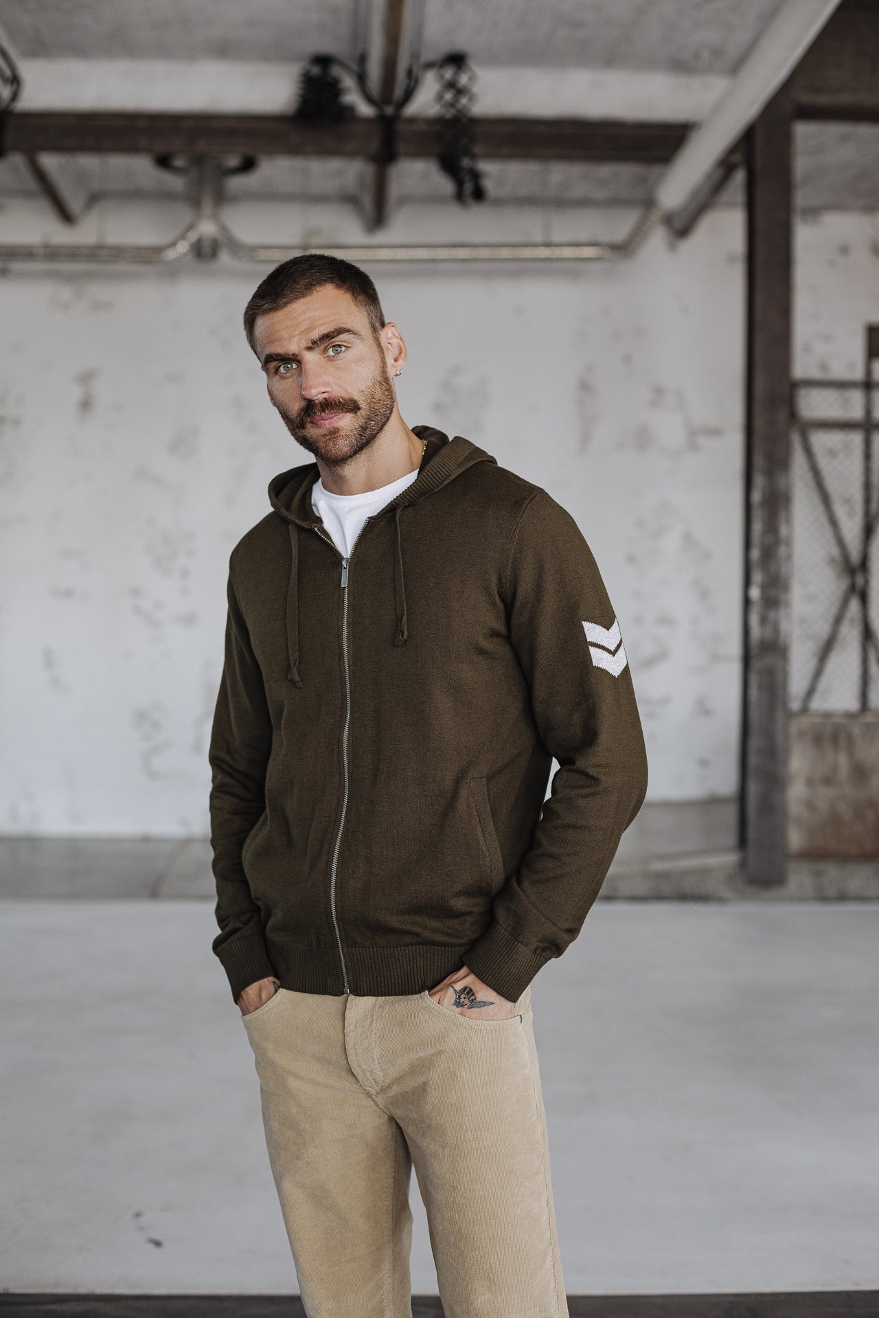 

Zip-up hoodie cardigan Men Lyam Conwy olive night | Freeman T. Porter