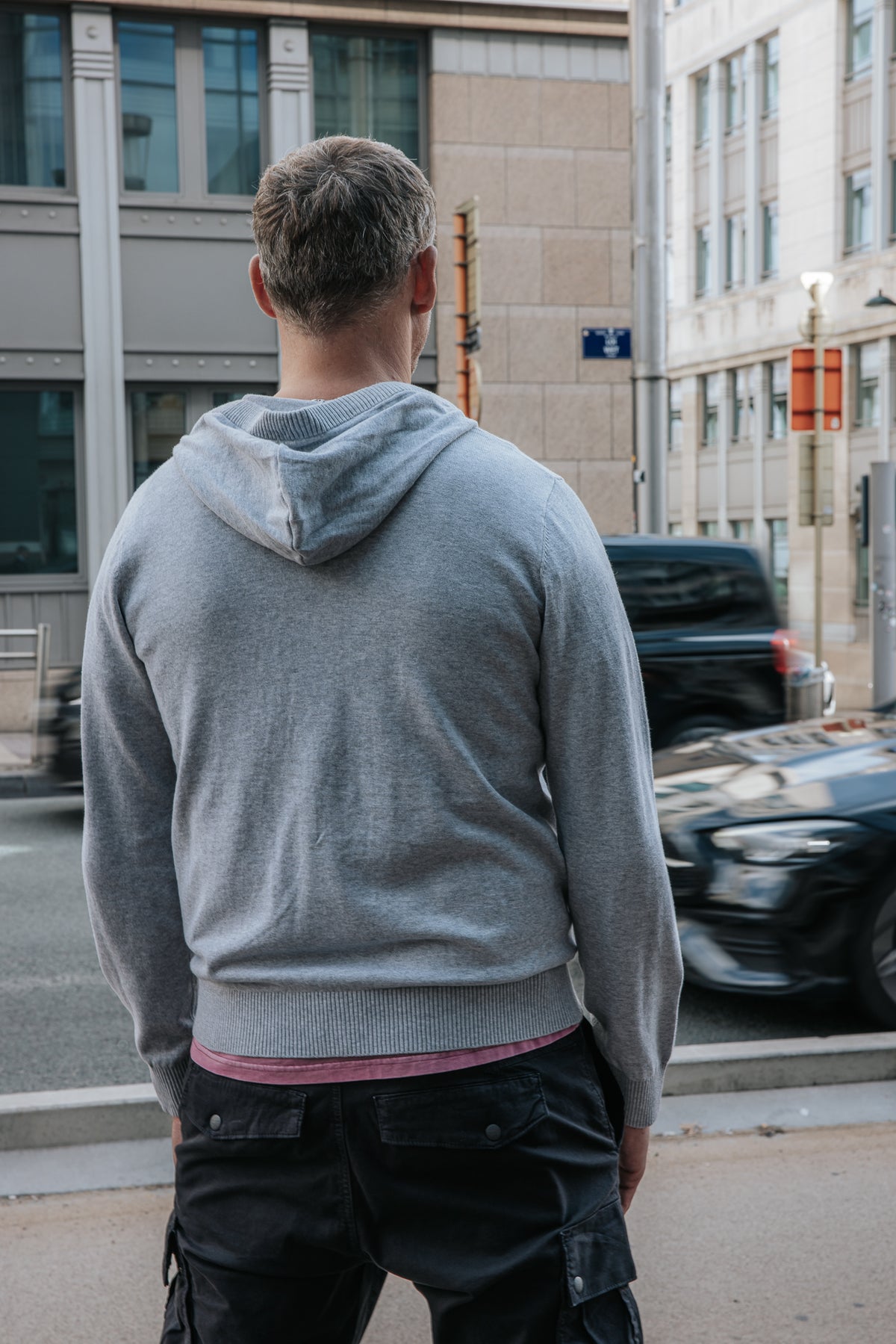 

Sweatshirt com capuz e fecho Homem Lyam Conwy grey melange | Freeman T. Porter