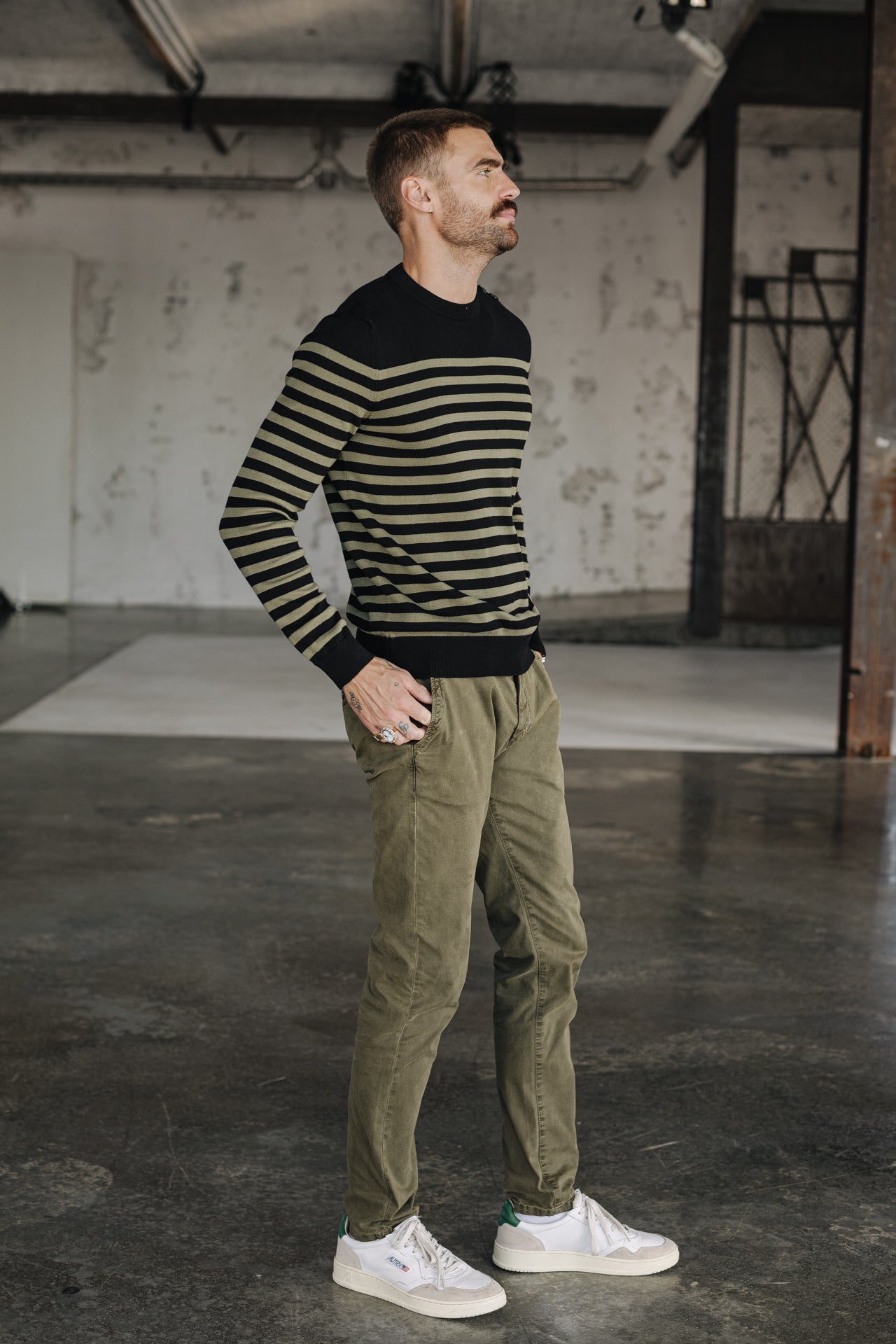 

Pullover mit Knopfkragen Herren Yanis Seaside black_olive night | Freeman T. Porter