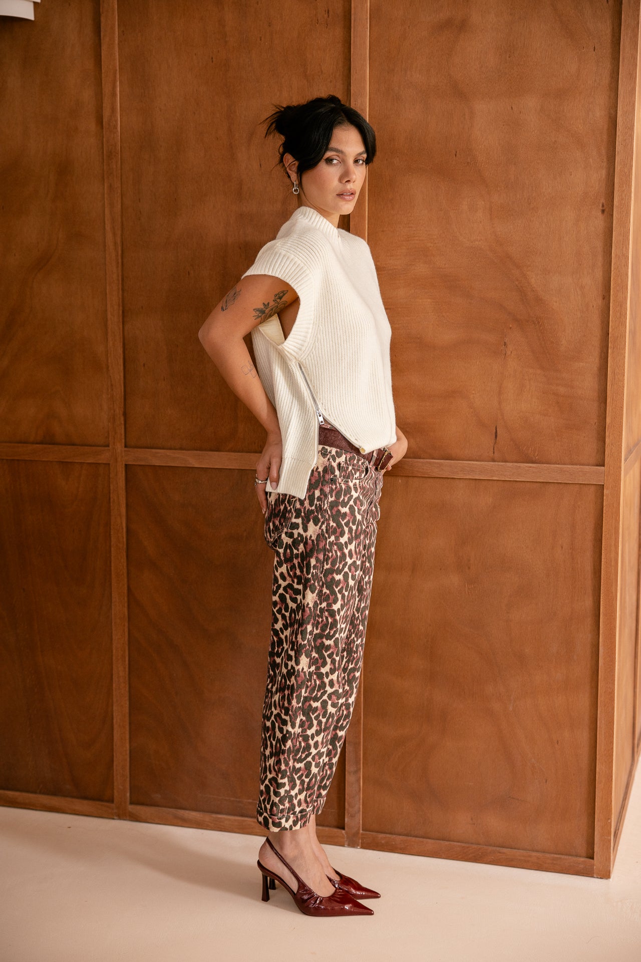 

Sleeveless zip-up sweater Women Phancy off white | Freeman T. Porter