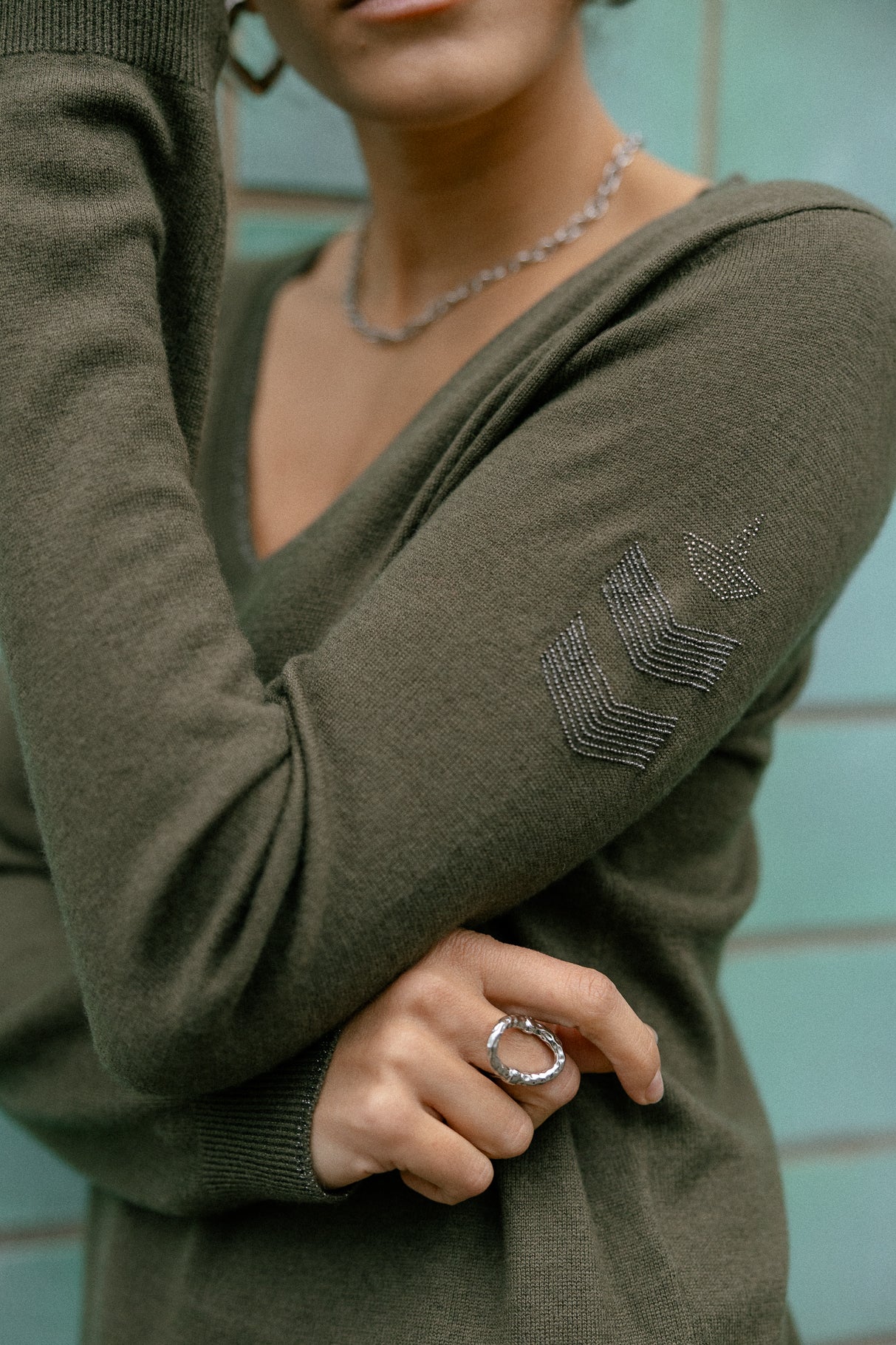 
              

Shooting shoulder sweater Woman Preem grape leaf | Freeman T. Porter
            