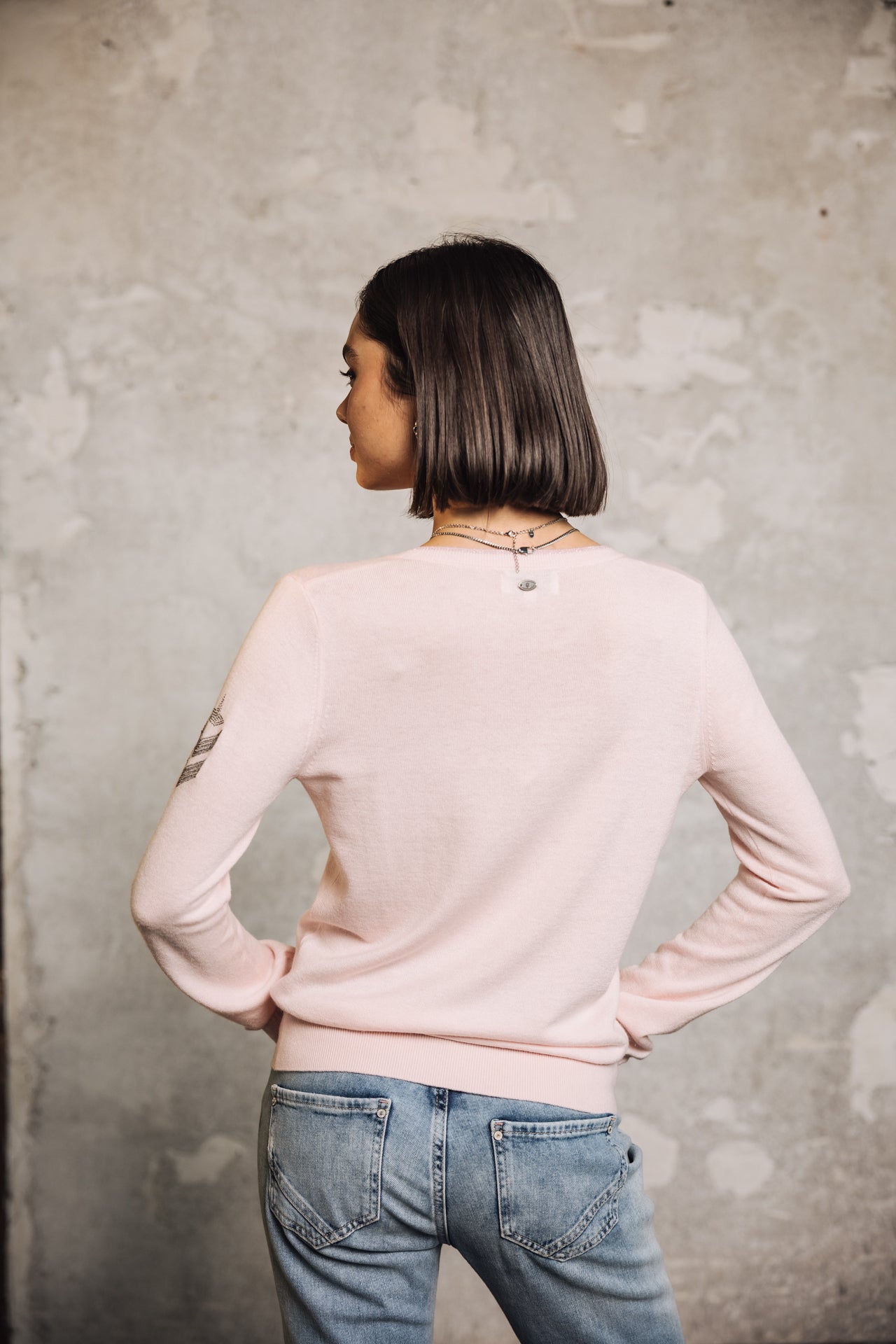 

Fitted V-neck sweater Woman Preem light pink | Freeman T. Porter