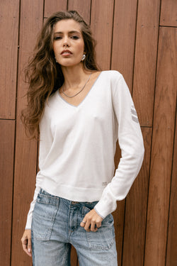 

Pull léger brodé épaule Femme Preem ecru | Freeman T. Porter