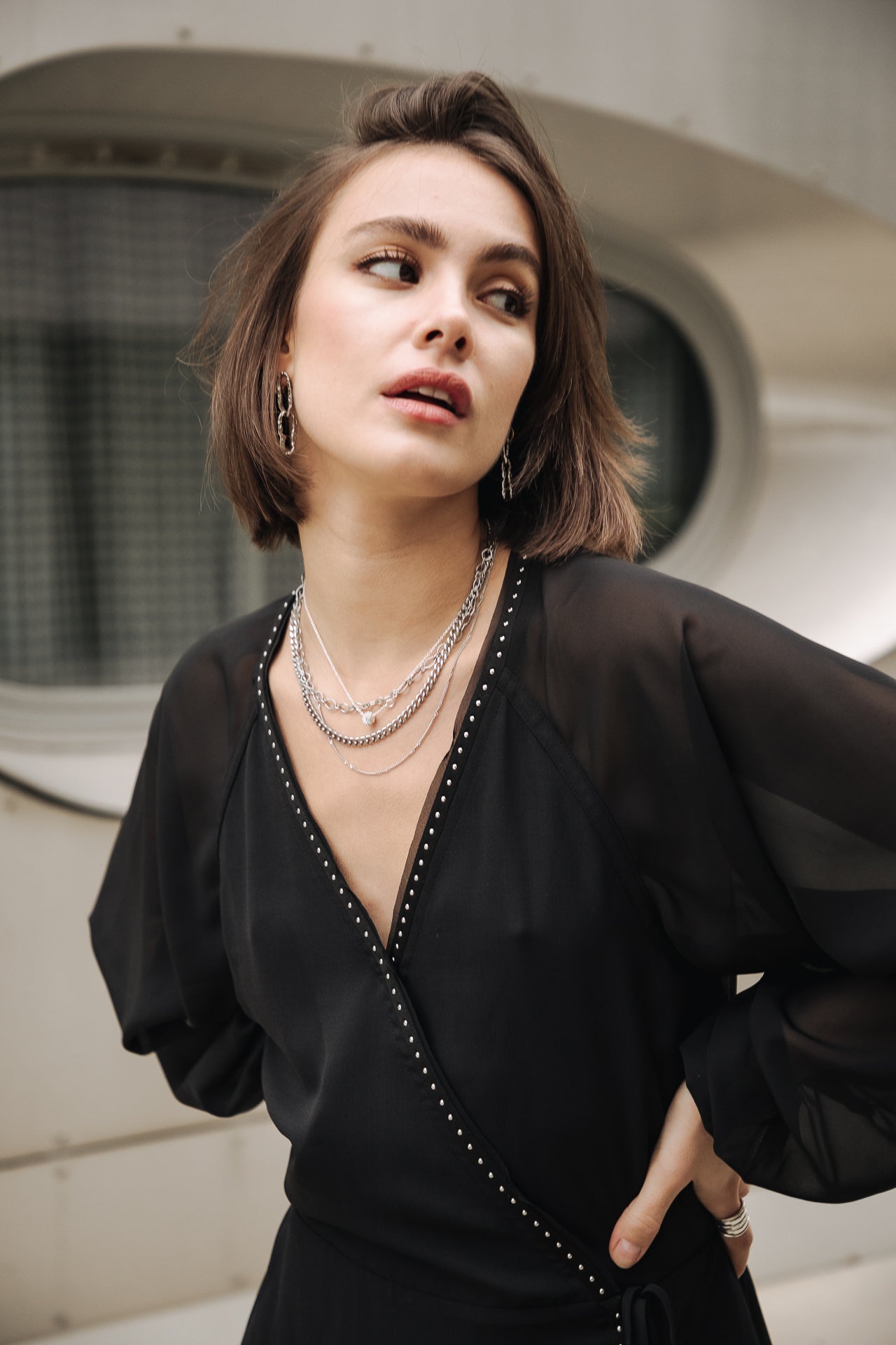 

Robe effet cache-cœur Mujer Rocklane Plain black | Freeman T. Porter