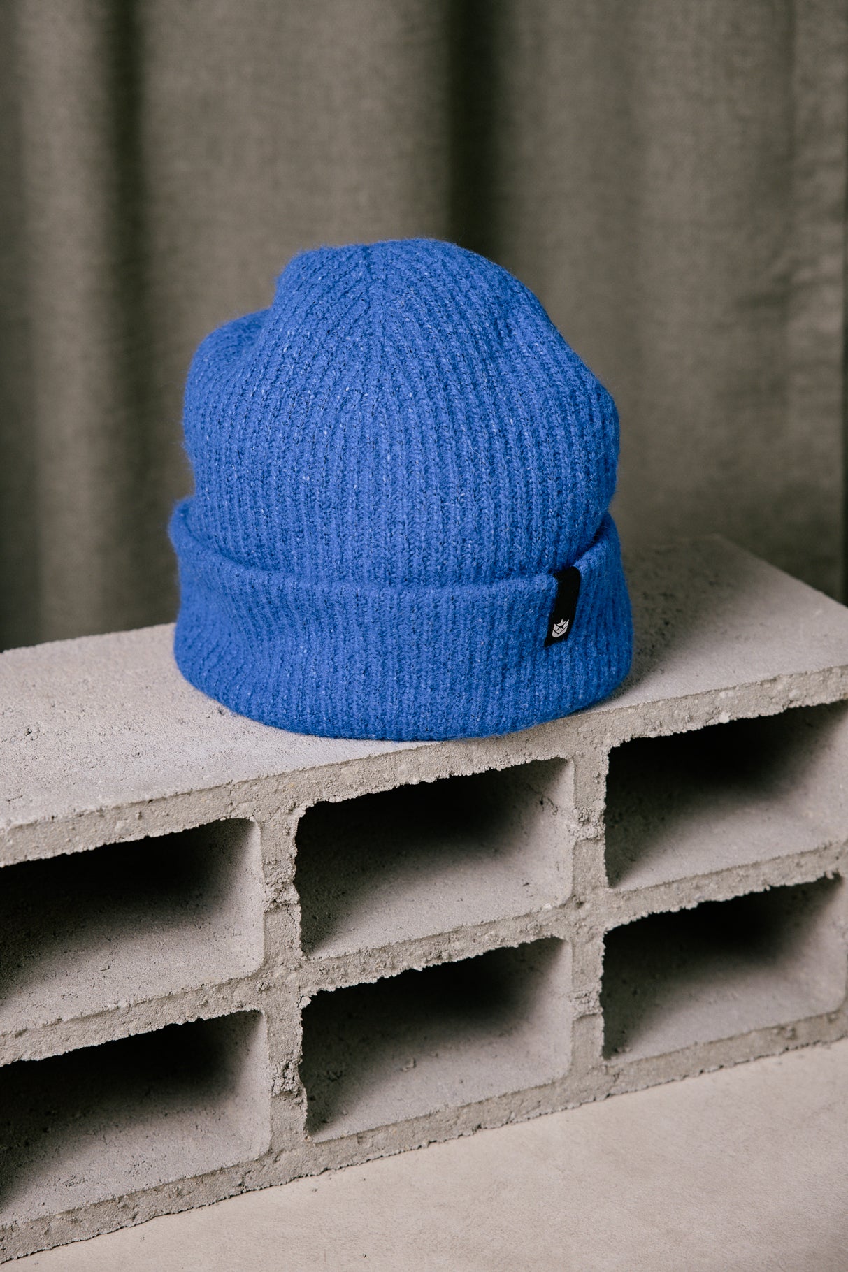 

Cap Woman Heddie electric blue | Freeman T. Porter