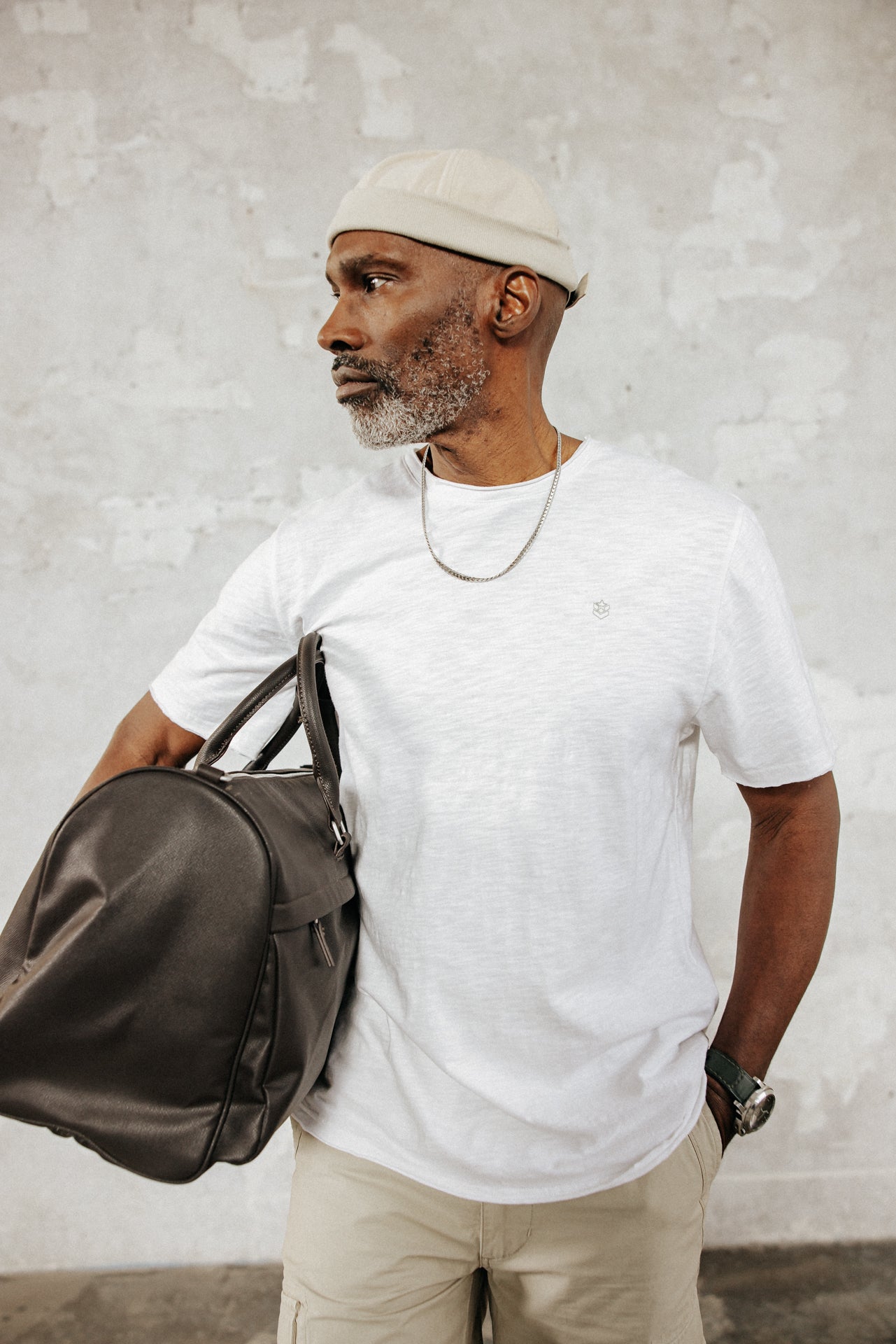 

T-shirt brodé Homme Chuck Kansas bright white | Freeman T. Porter