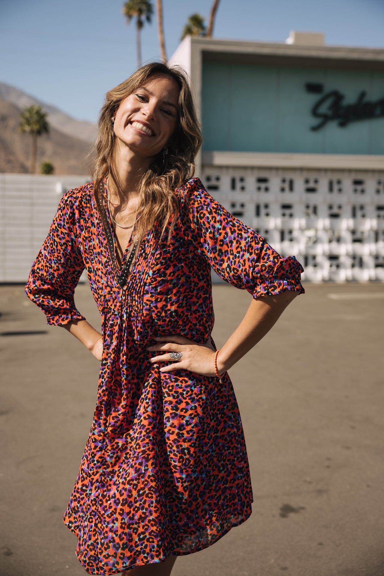 
              

Kurzes Kleid Frau Juna Leo Flame red alert | Freeman T. Porter
            
