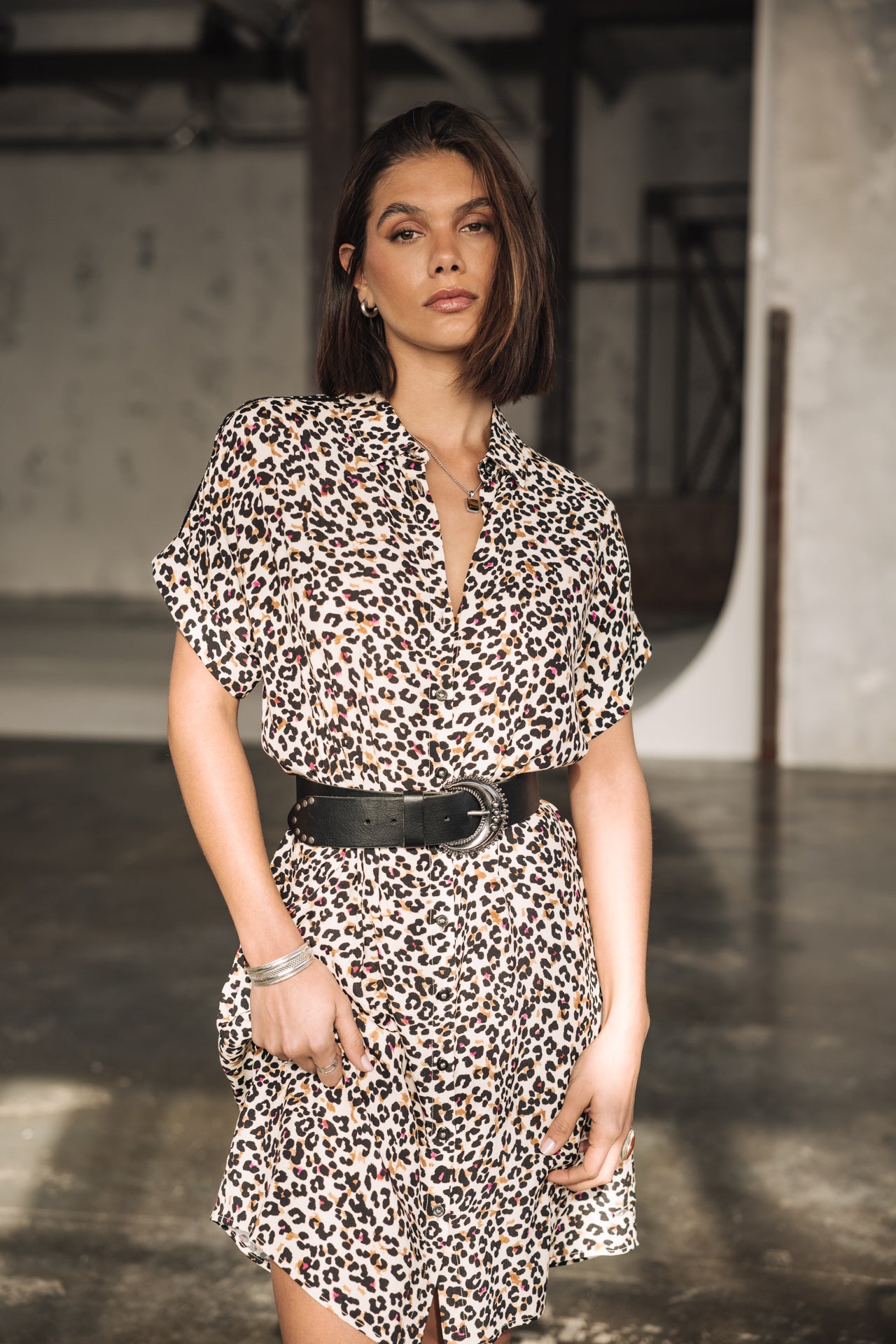 

Kleid Hemd Frau Raffia Leo Sand pearled ivory | Freeman T. Porter