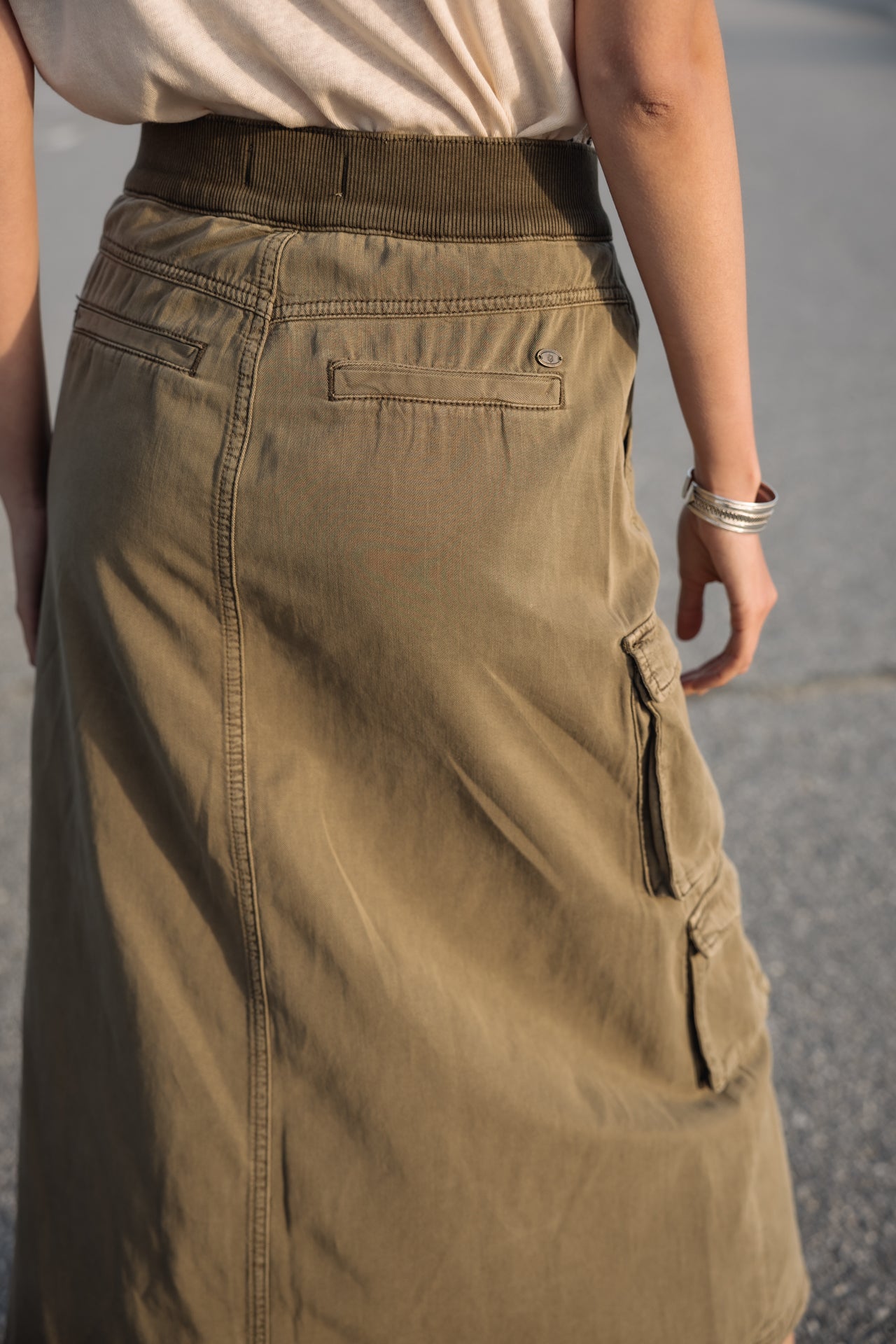 

Jupe cargo zippée Femme Kiana Jazz deep lichen green | Freeman T. Porter