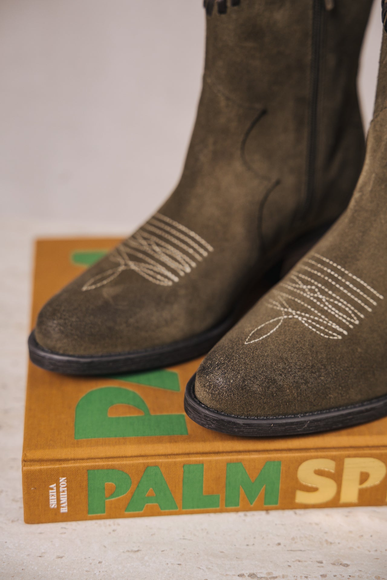 

Suede boots Woman Laurene Suede Embro olive | Freeman T. Porter