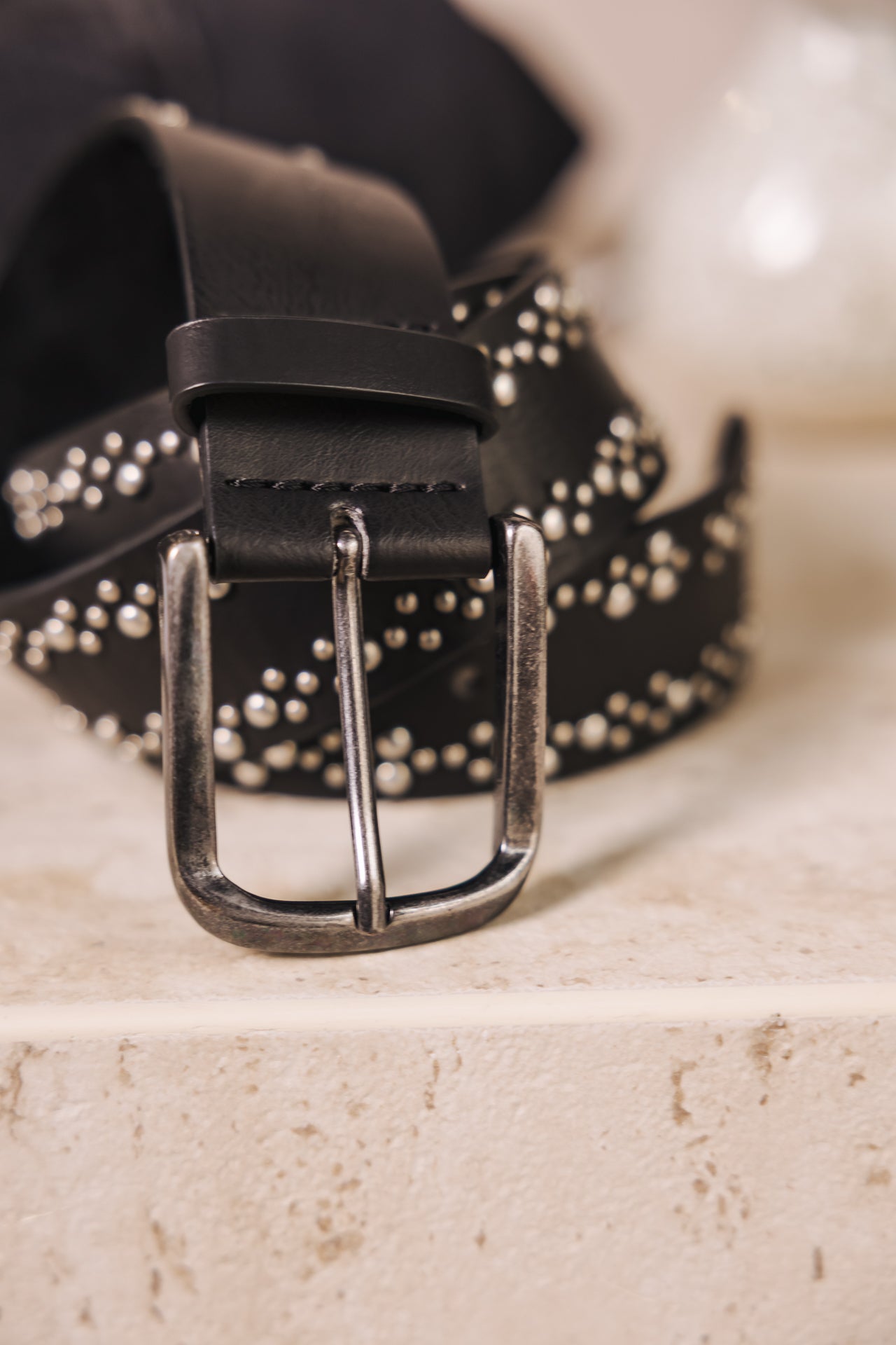 
              

Leather belt Woman Reesy black | Freeman T. Porter
            