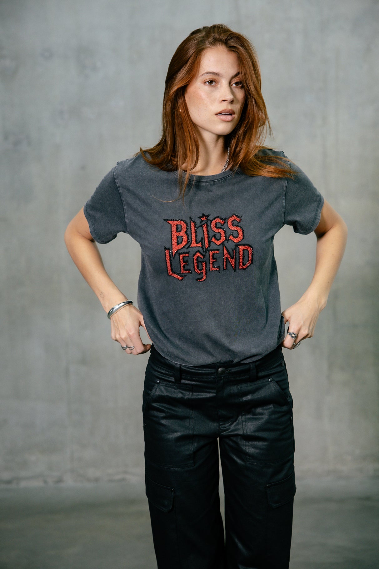 

Camiseta con estampado de strass Mujer Suria Bliss Legend carbone | Freeman T. Porter