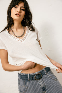 

T-shirt col V Femme Taile Studs white | Freeman T. Porter