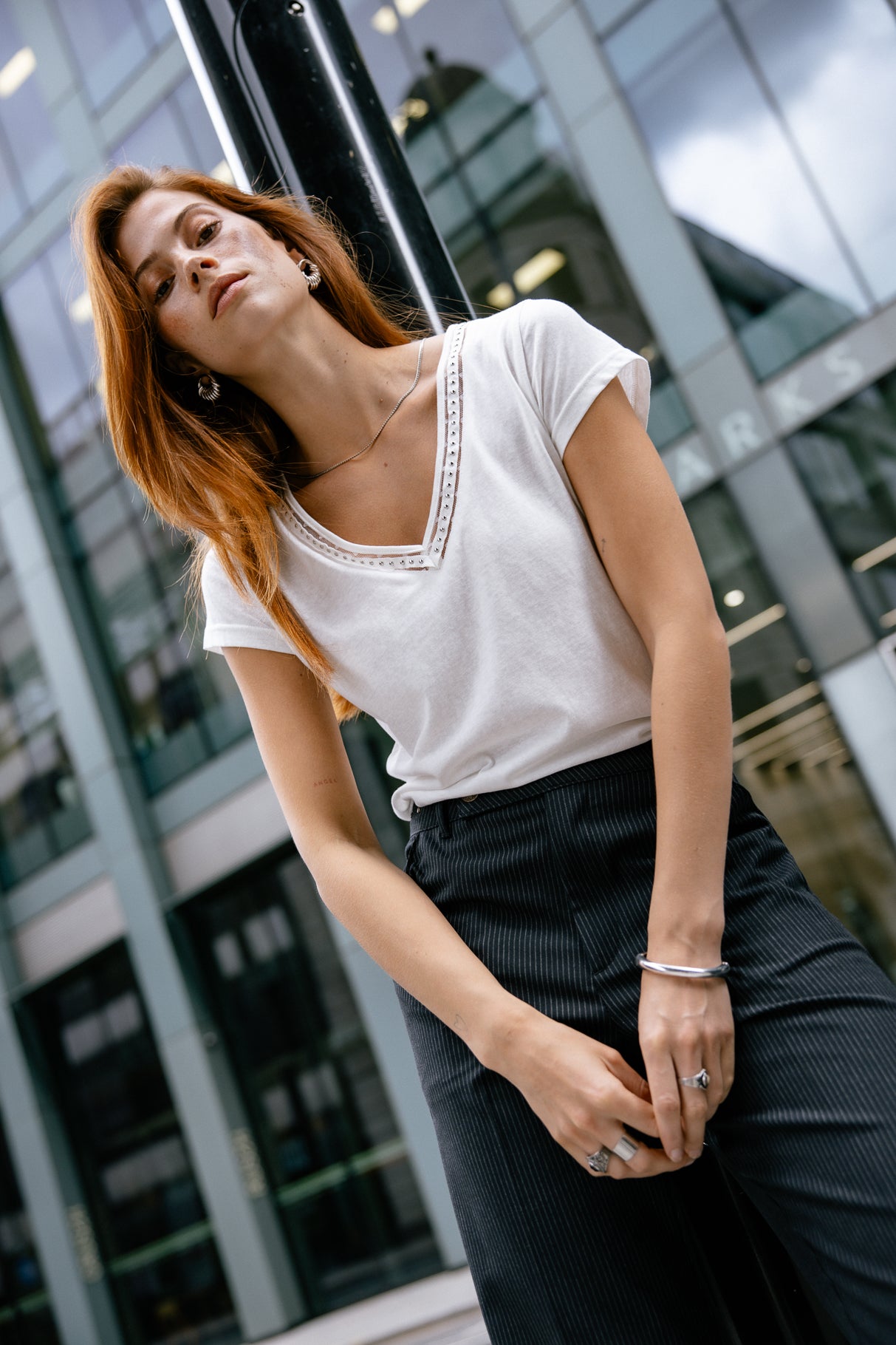 

V-neck T-shirt Woman Taile Studs white | Freeman T. Porter