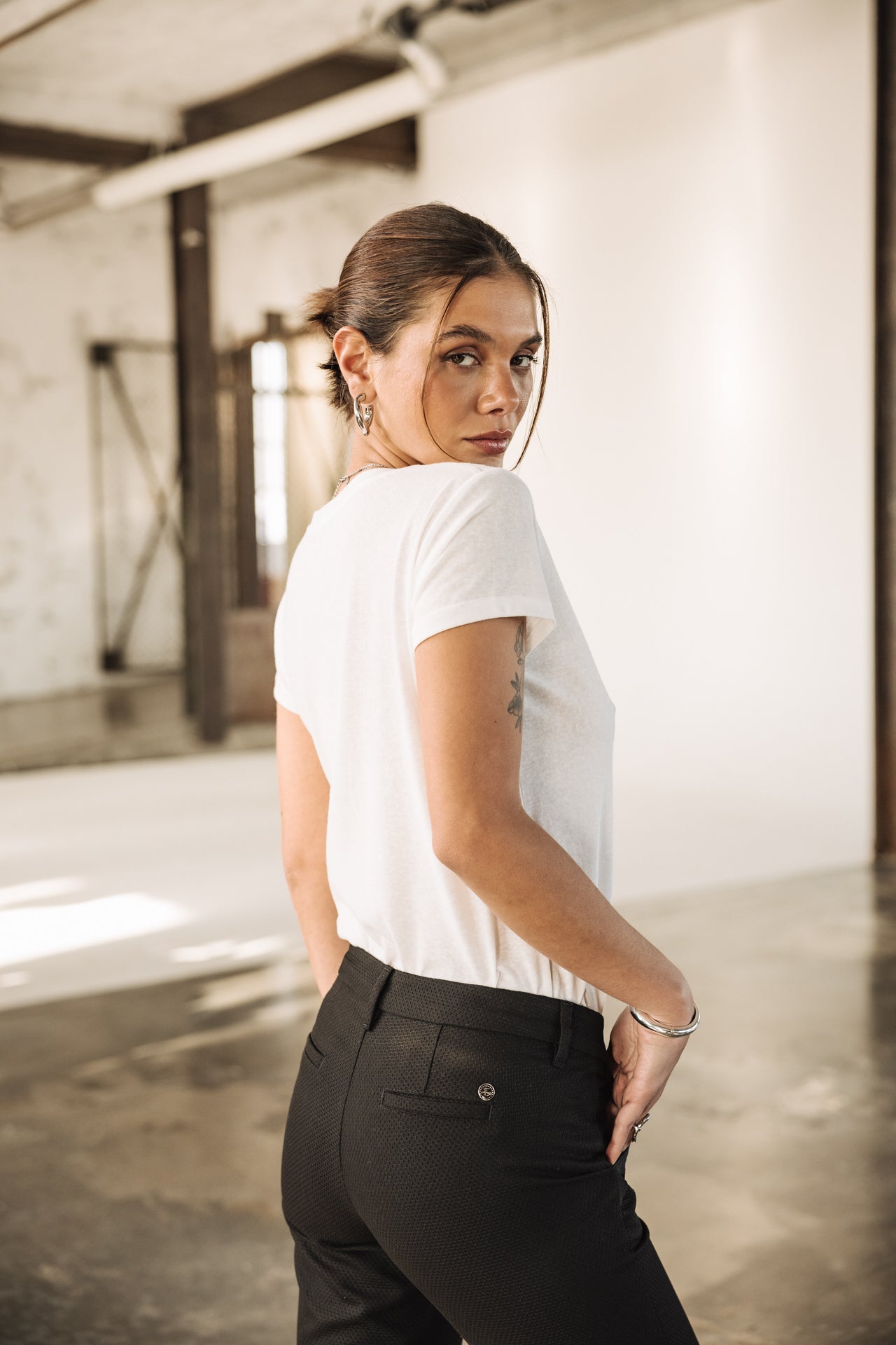 

T-shirt col V Frau Taile Studs white | Freeman T. Porter