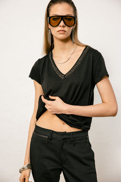 

T-shirt col V Femme Taile Studs black | Freeman T. Porter